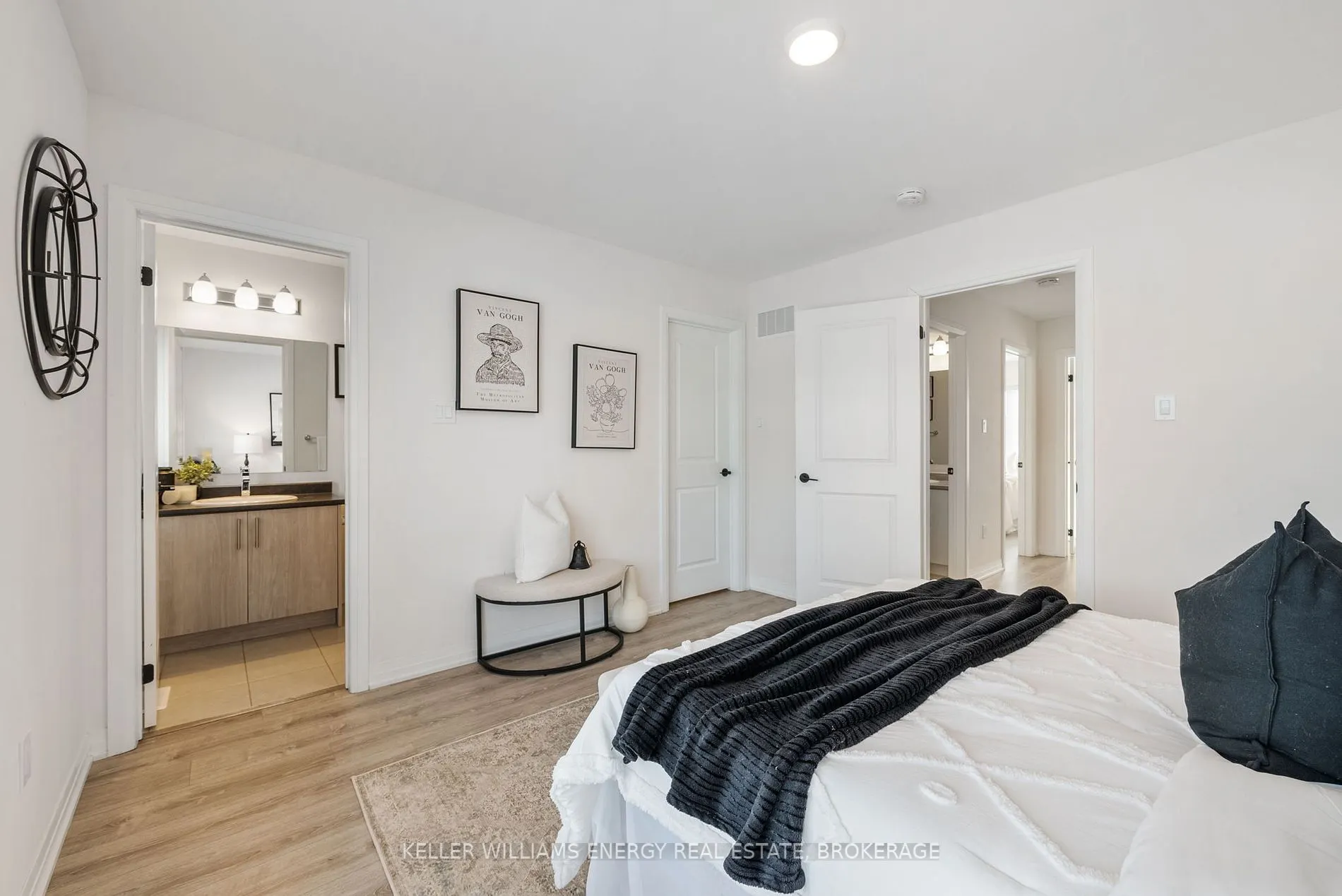 74 Ambereen Pl