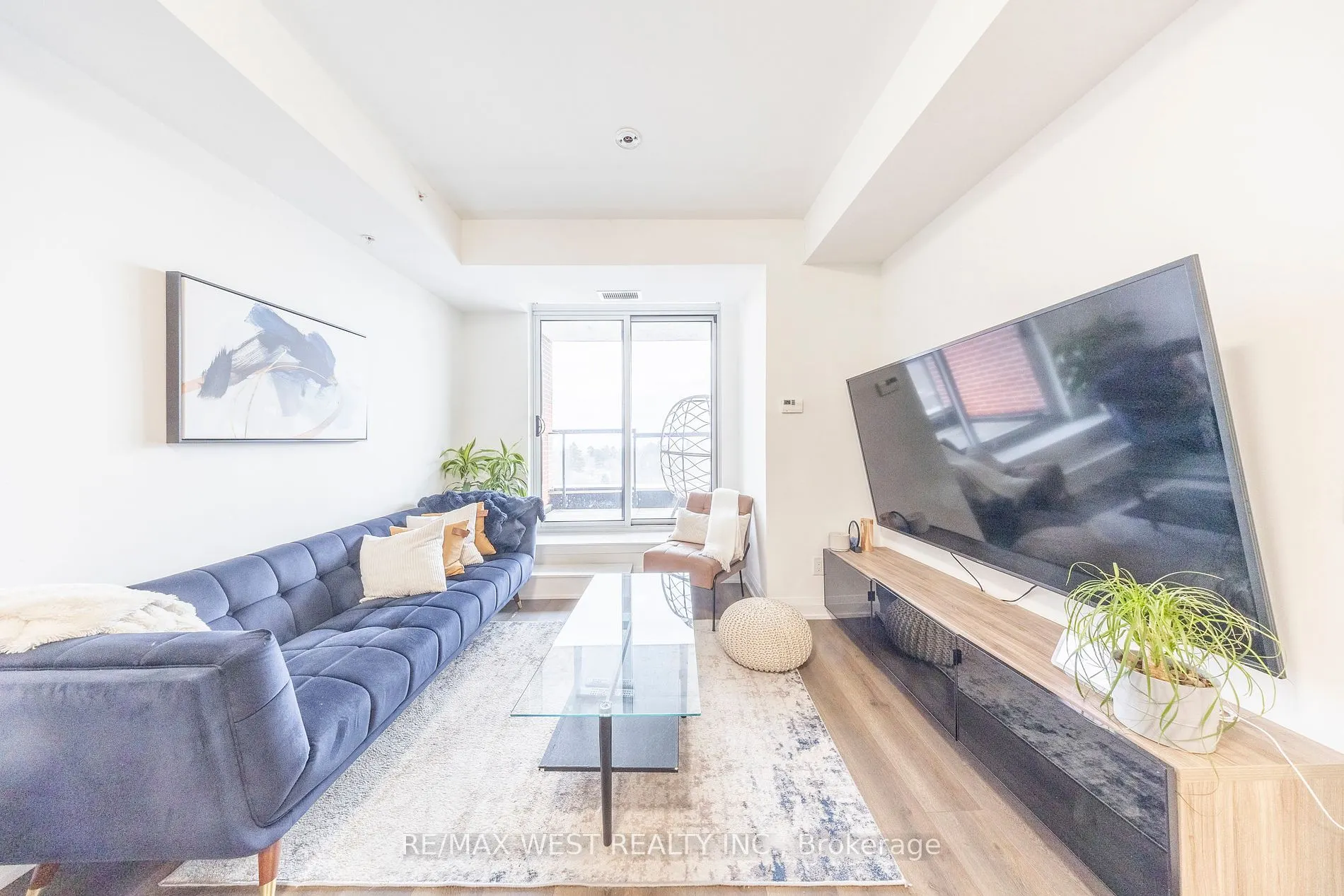3655 Kingston Road, #901