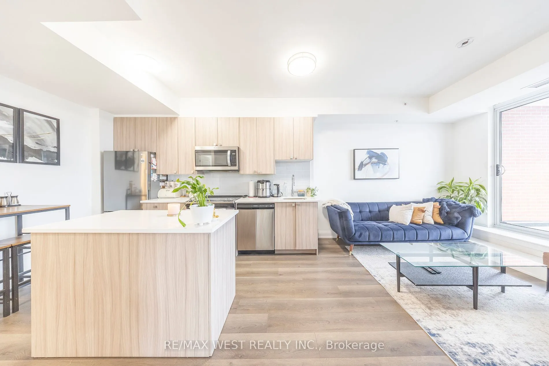 3655 Kingston Road, #901