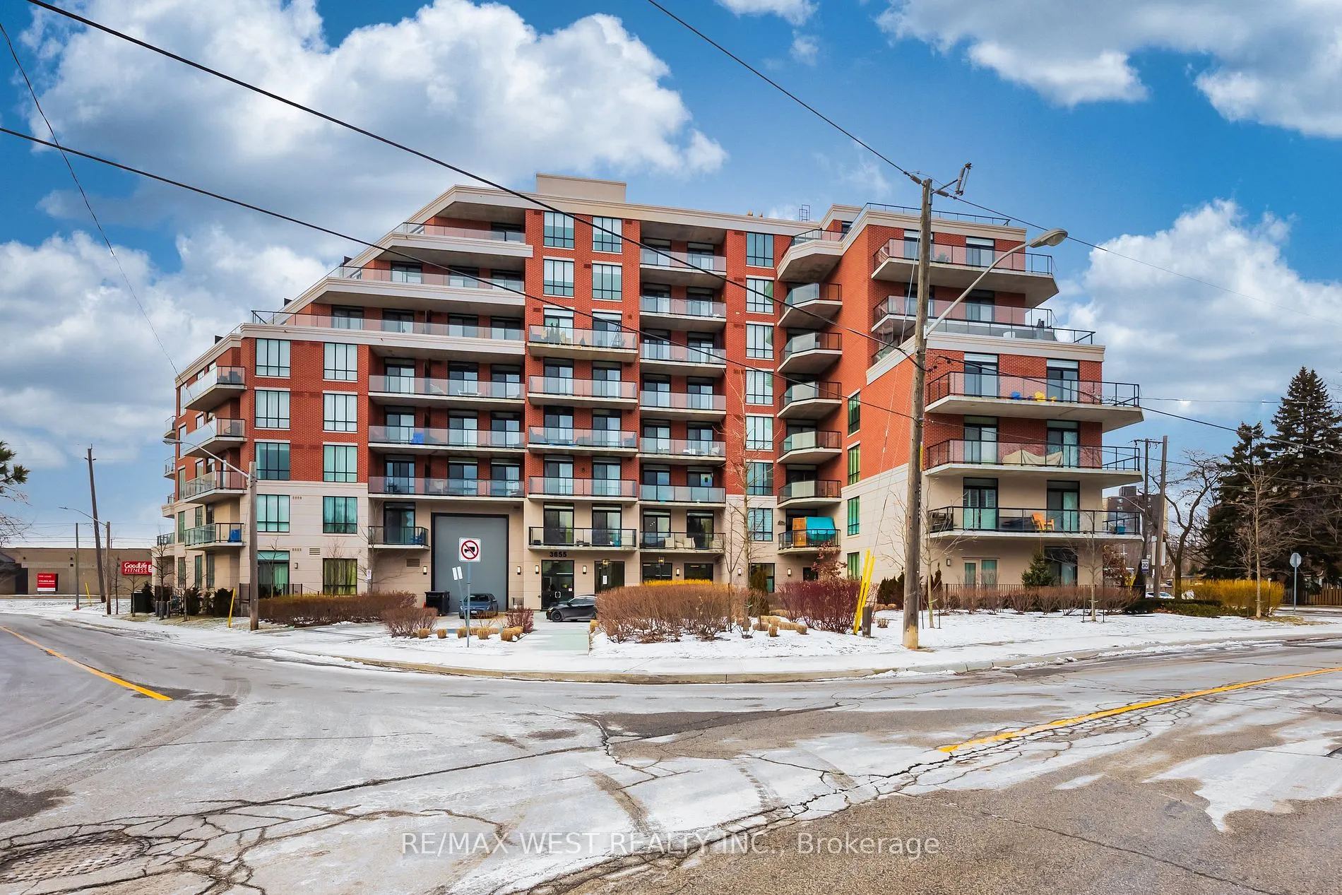 3655 Kingston Road, #901