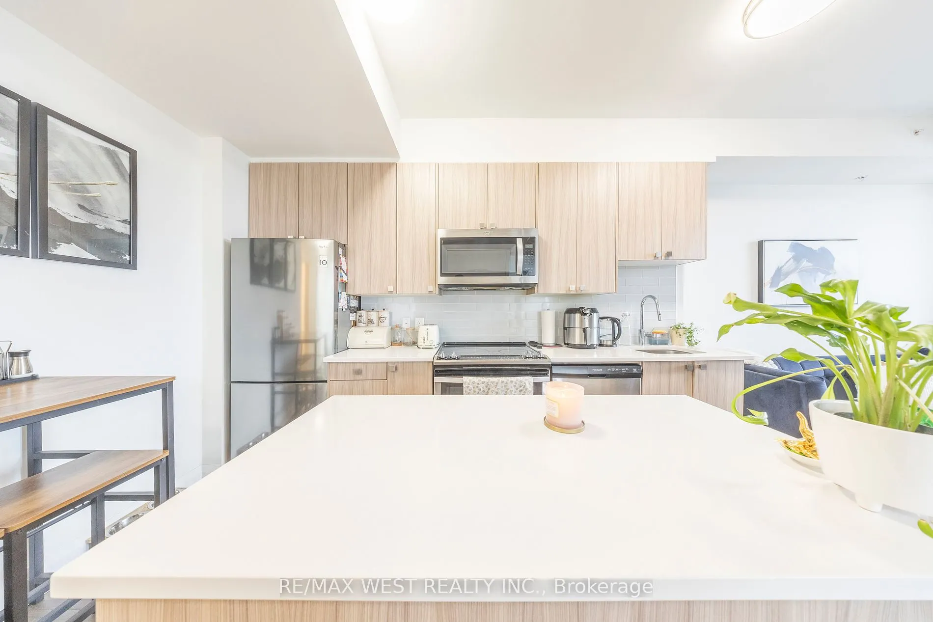 3655 Kingston Road, #901