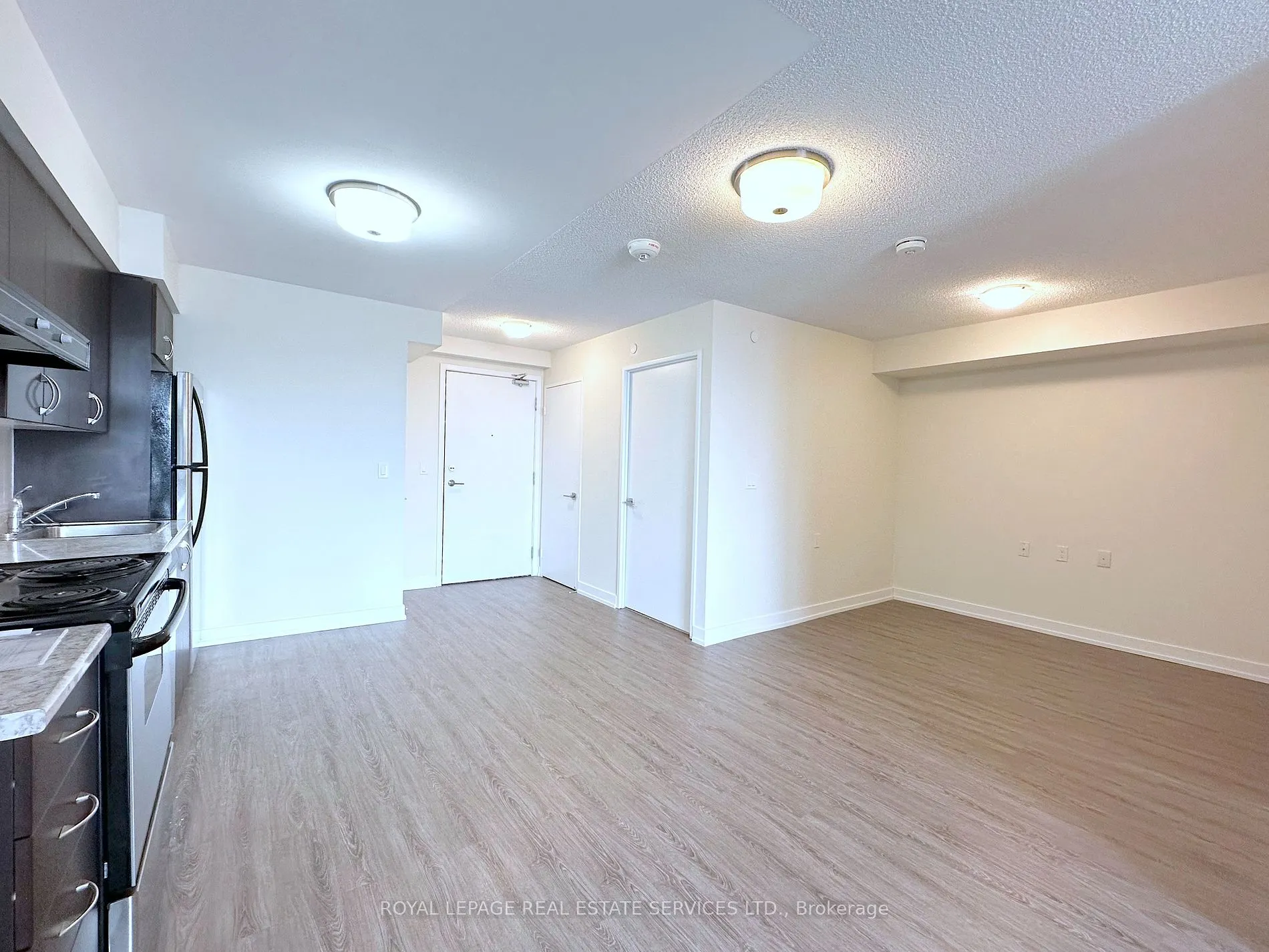 420 Harwood Ave, #709