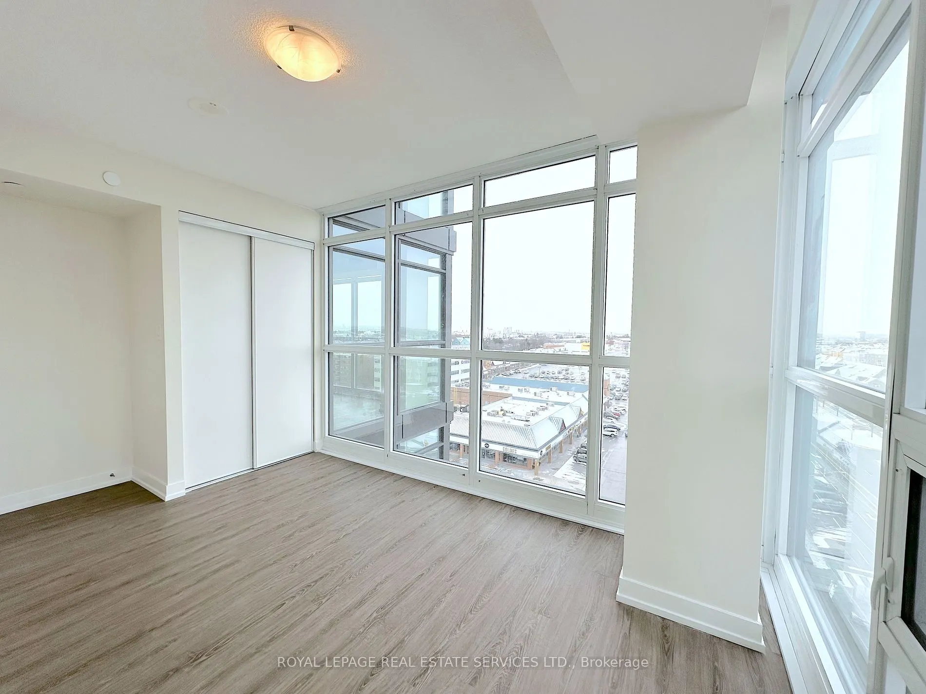 73 Bayly St, #903