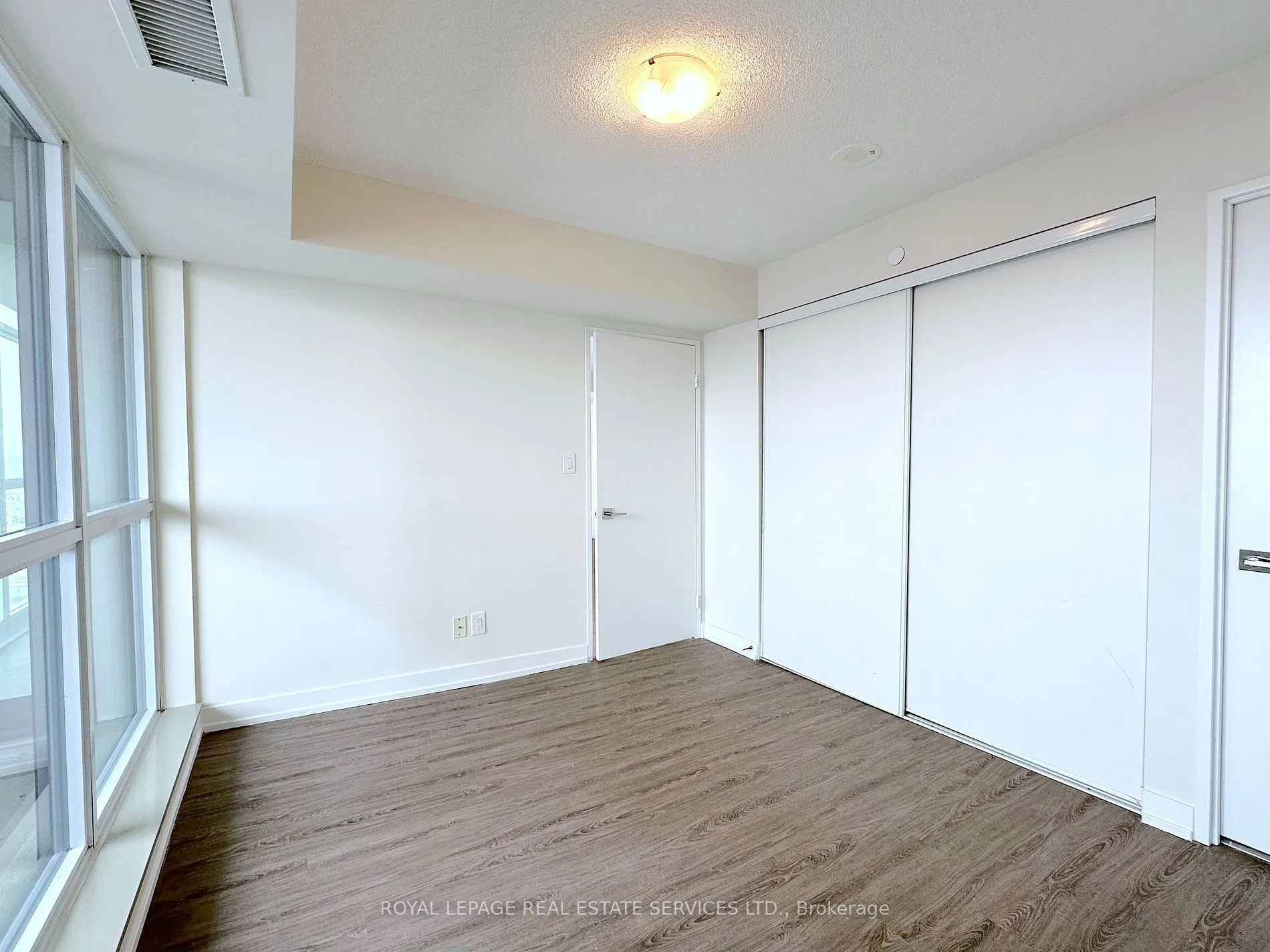 73 Bayly St, #903