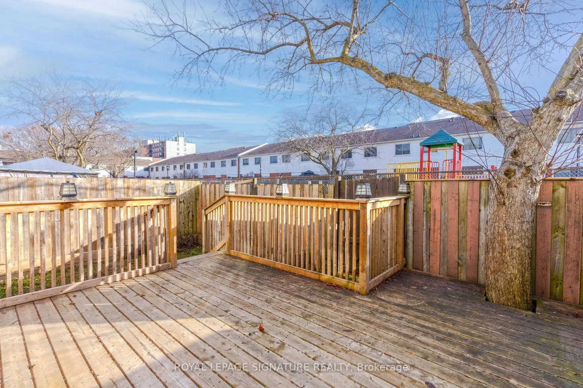 1010 Glen St, #147