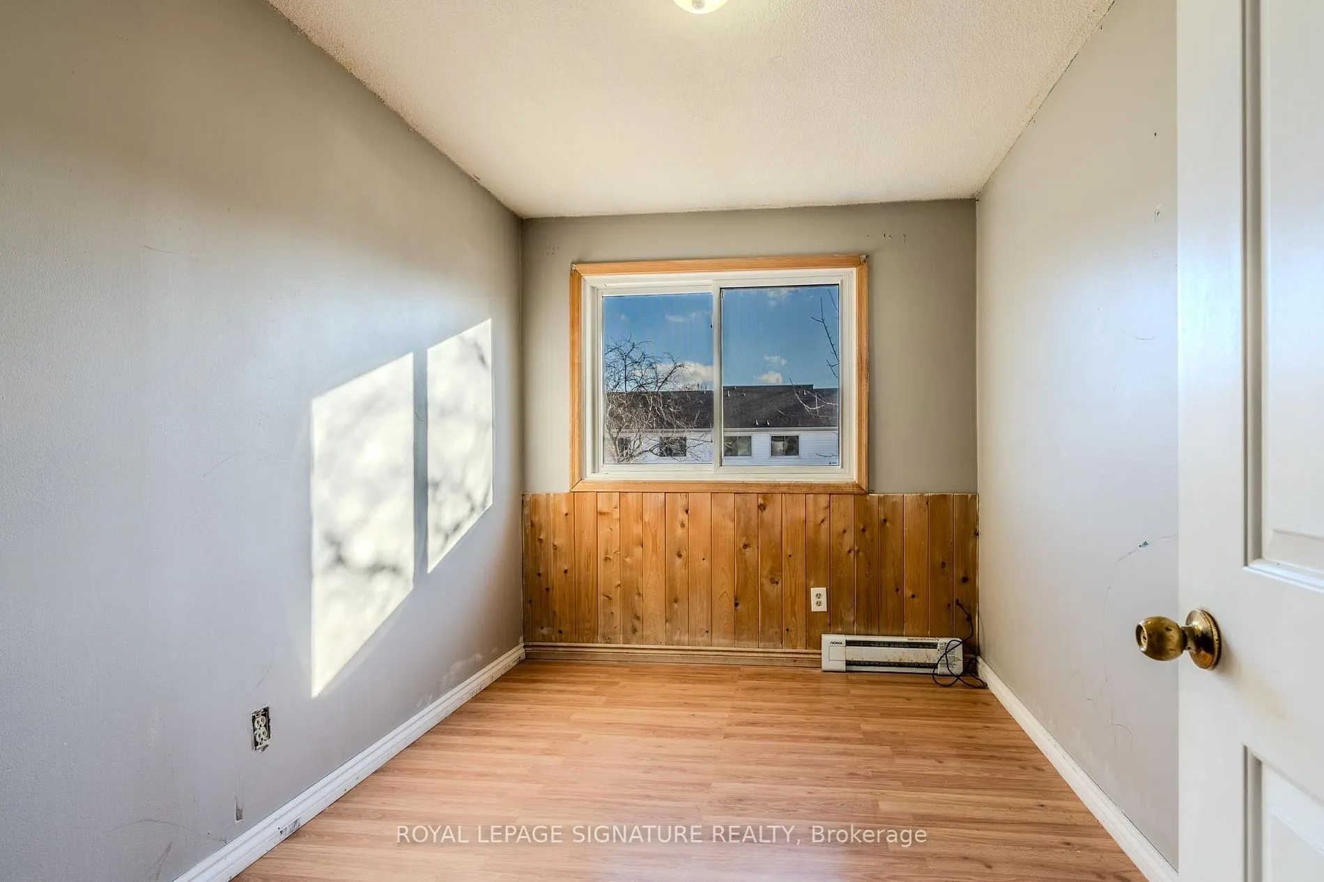 1010 Glen St, #147