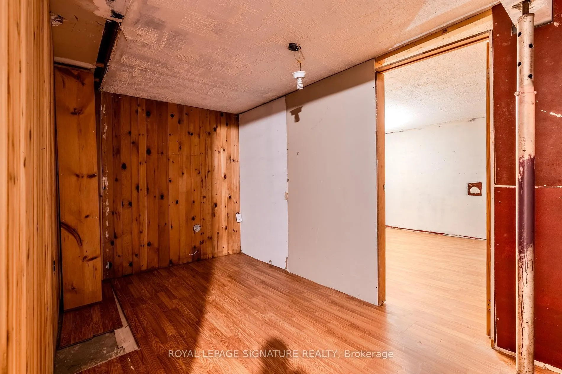 1010 Glen St, #147
