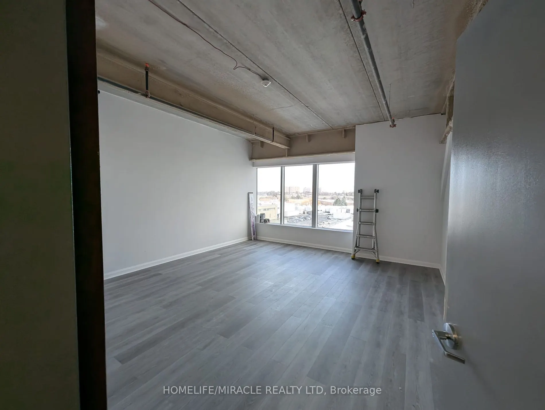 2225 Markham Road, #405