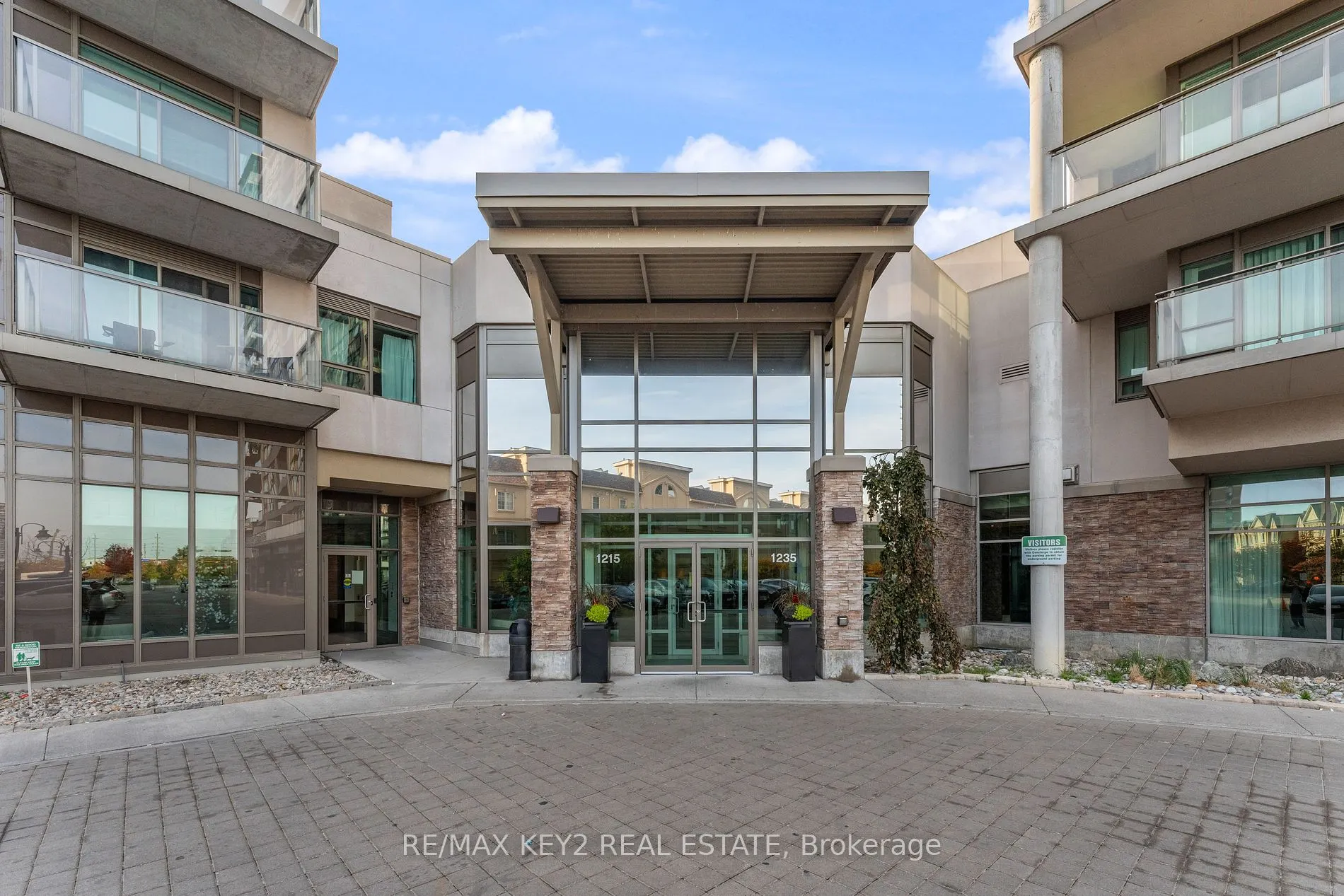 1215 Bayly St, #205