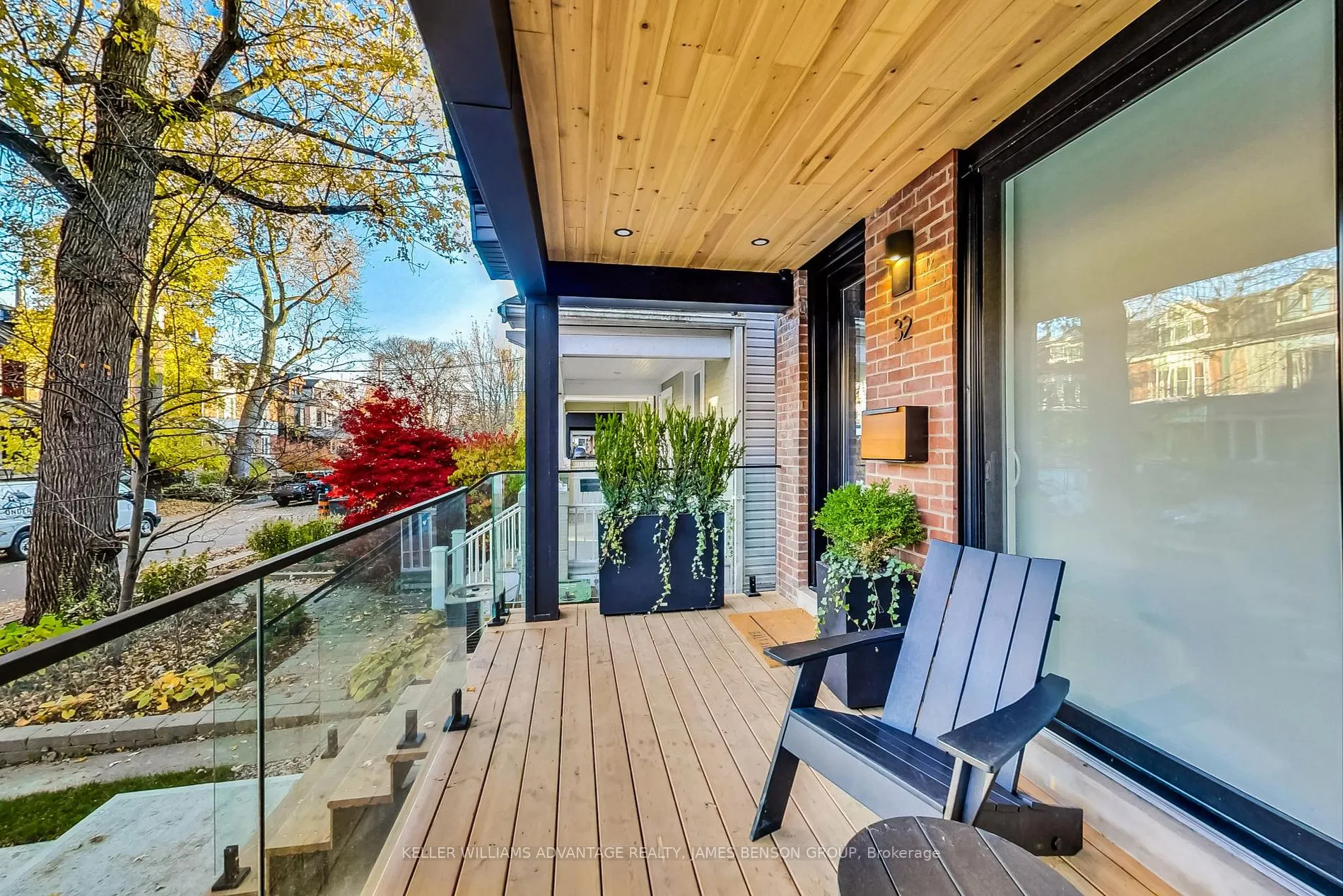 32 Galt Ave, #Unit 2