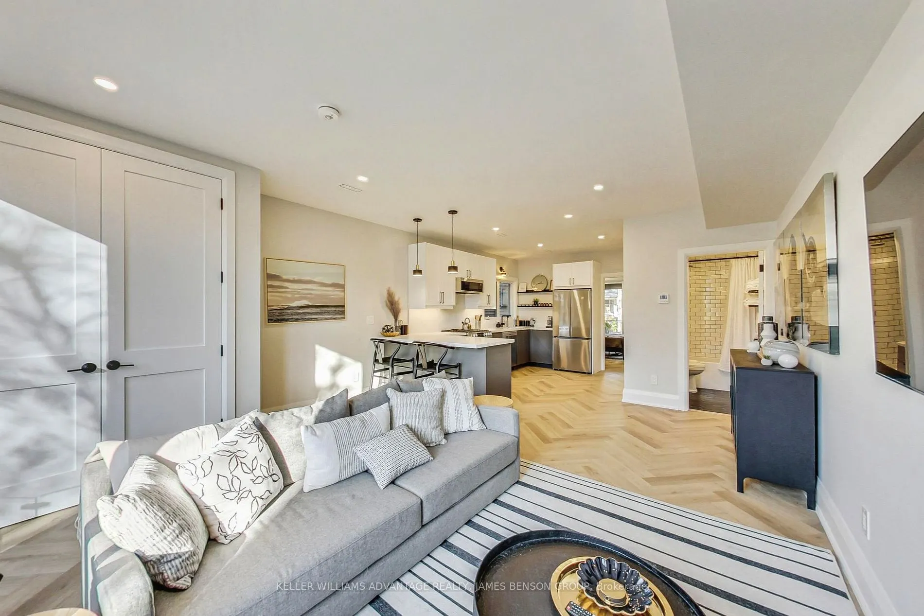 32 Galt Ave, #Unit 2