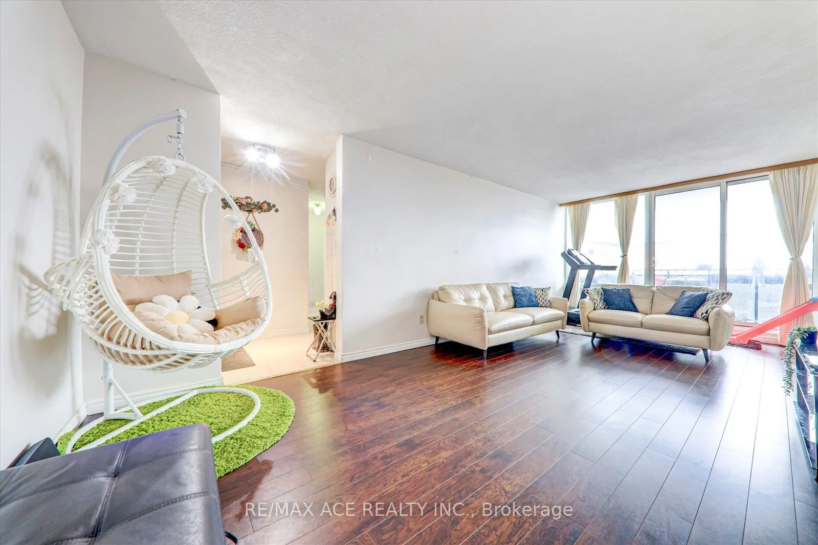 20 Gilder Dr, #1101