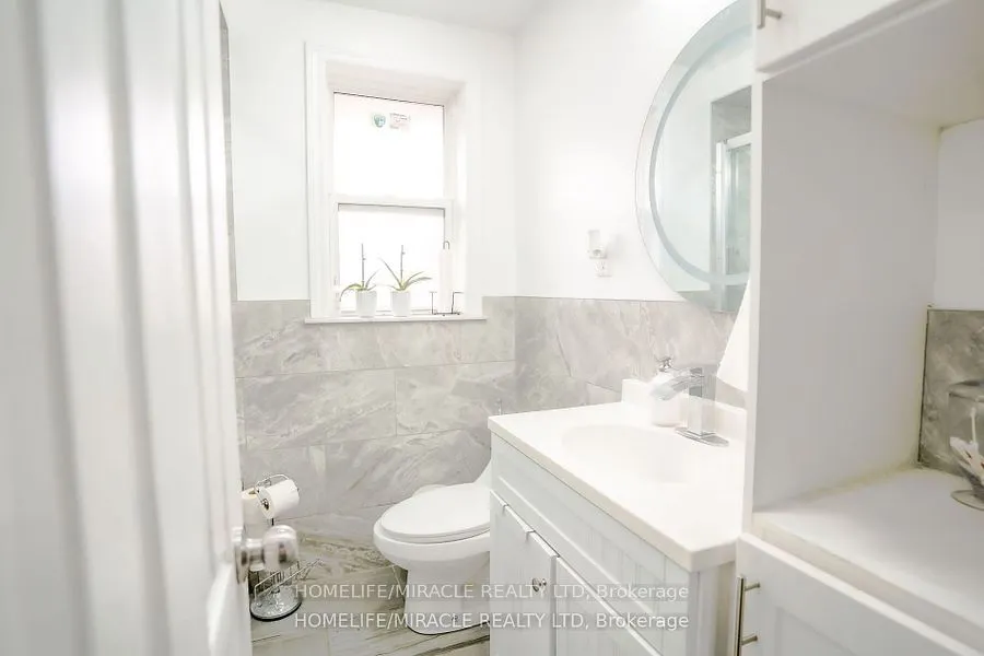 82 Sedgemount Dr