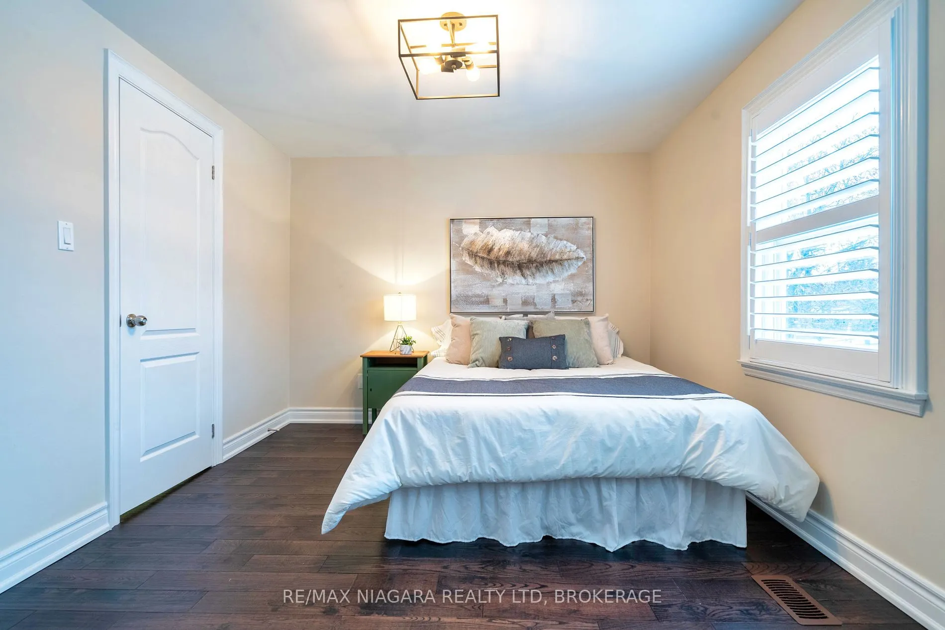 42 Kenhatch Blvd