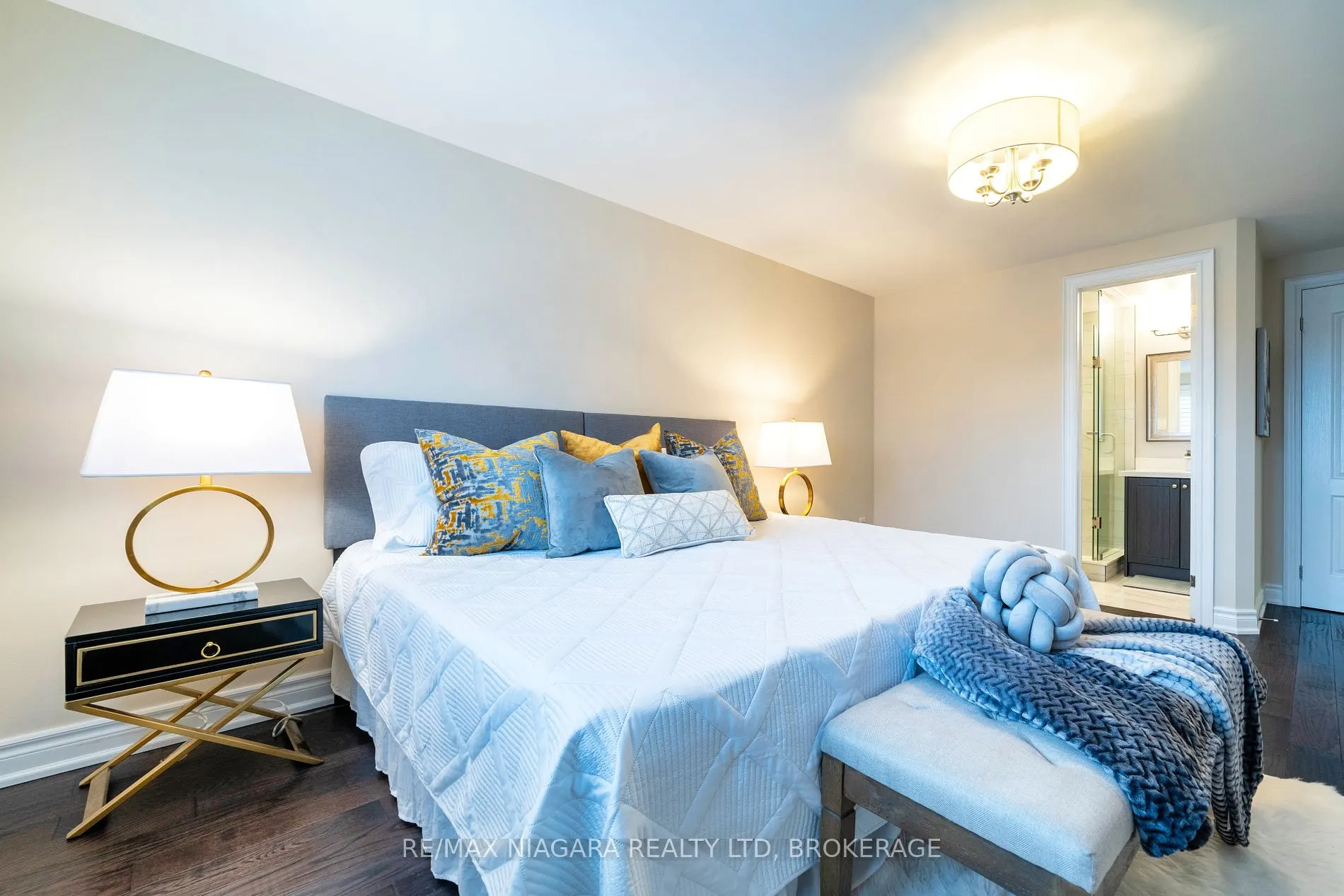 42 Kenhatch Blvd