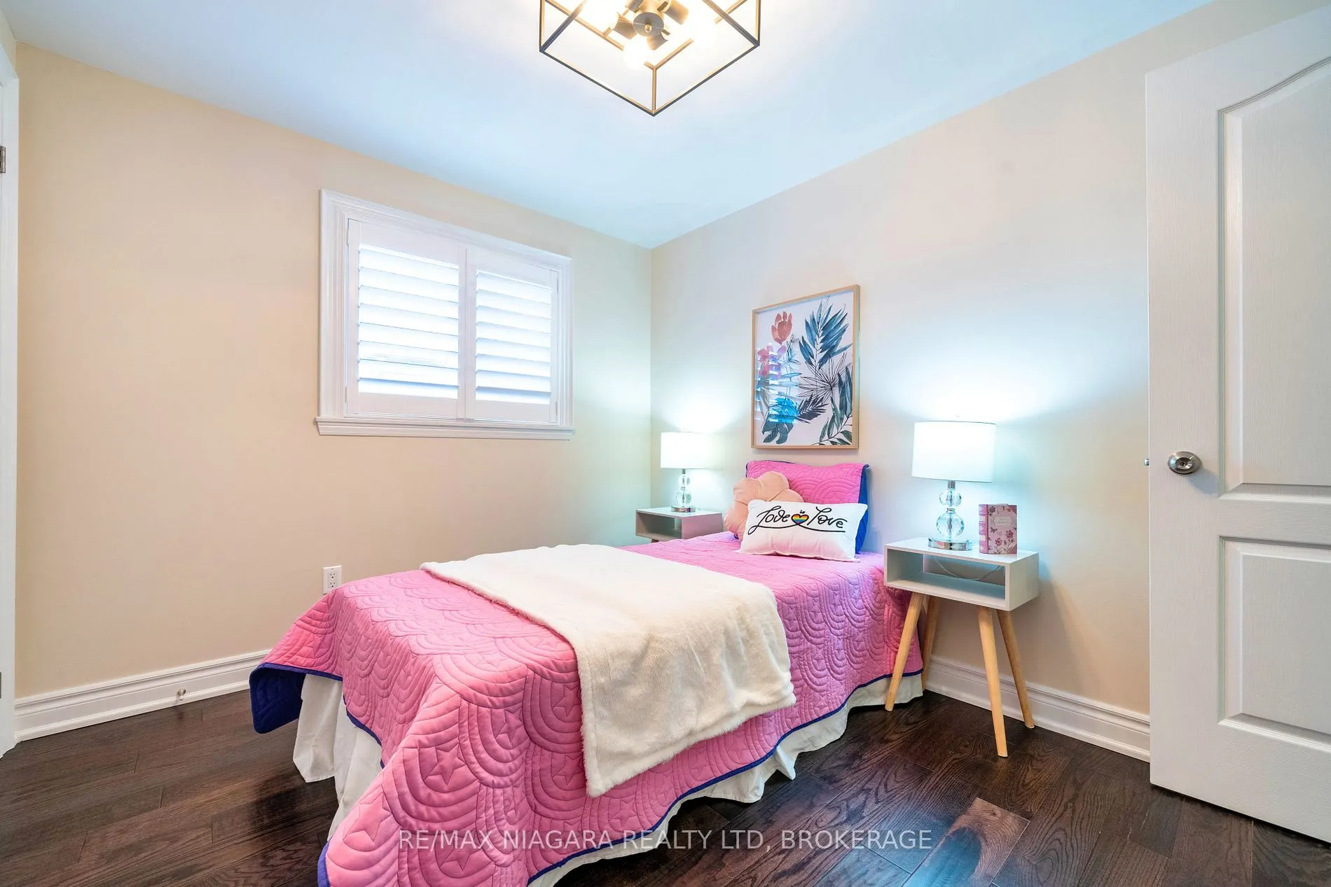 42 Kenhatch Blvd