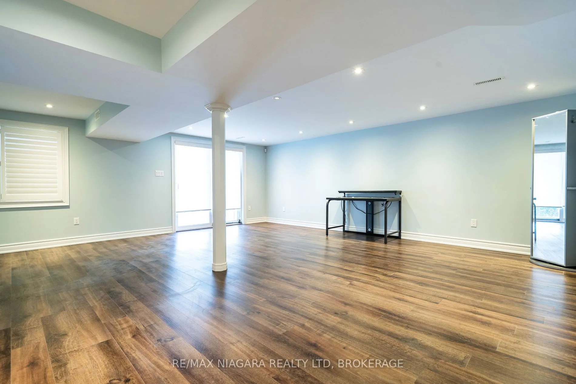 42 Kenhatch Blvd