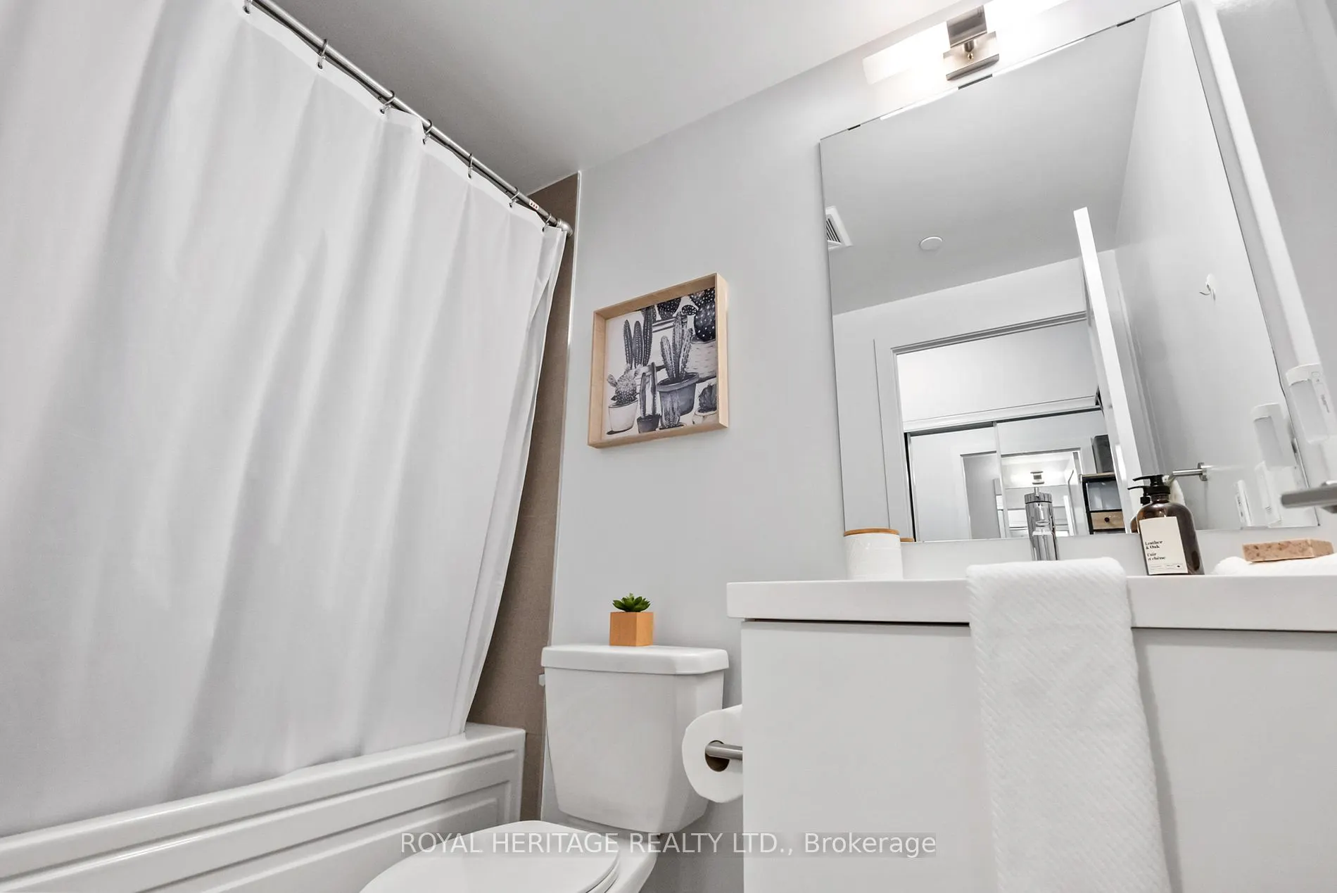 2550 Simcoe St N, #2509