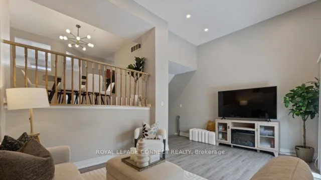 1133 Ritson Rd N, #17