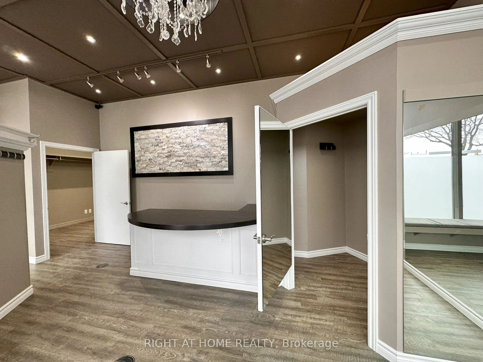 19 Sawdon Dr, #5