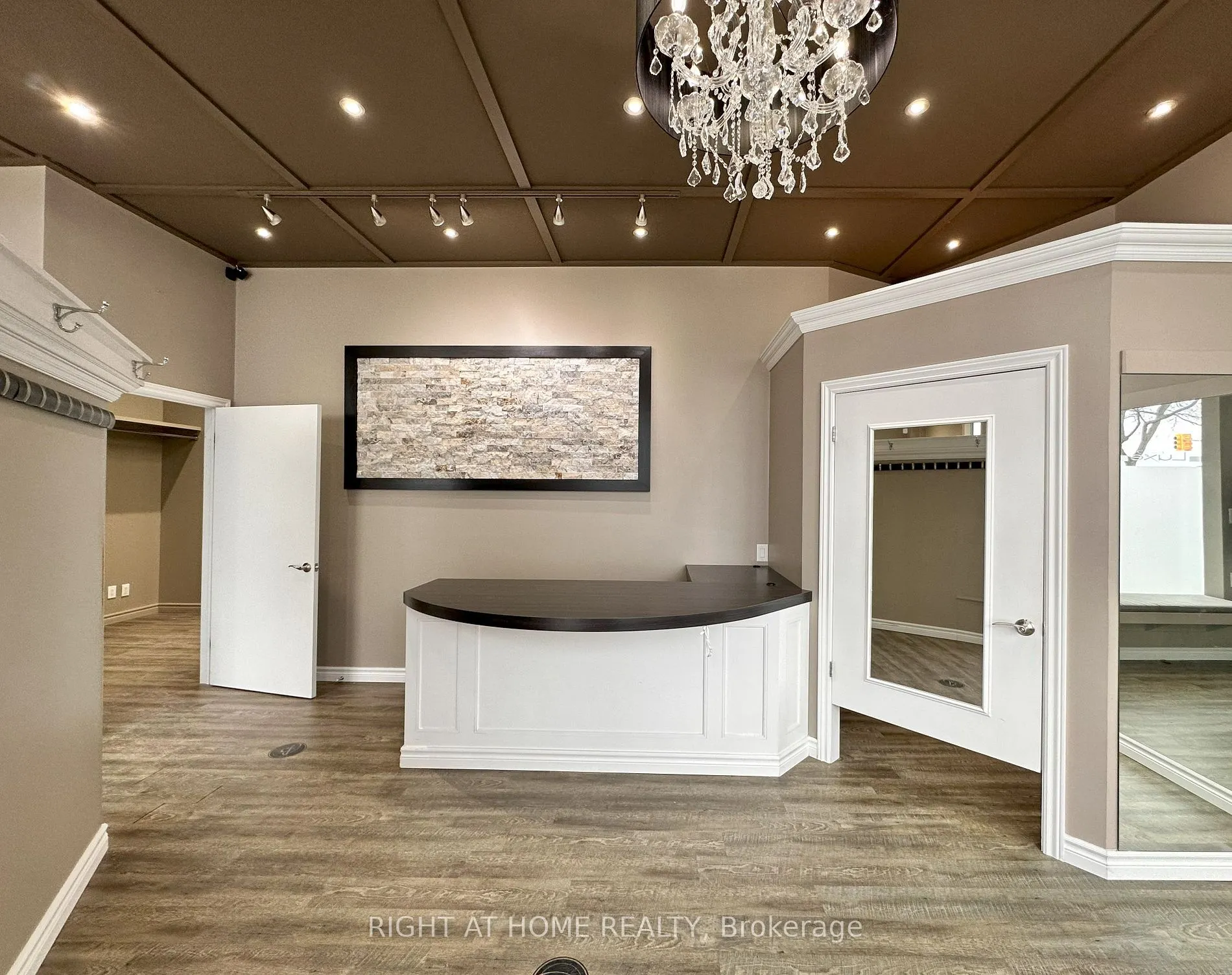 19 Sawdon Dr, #5