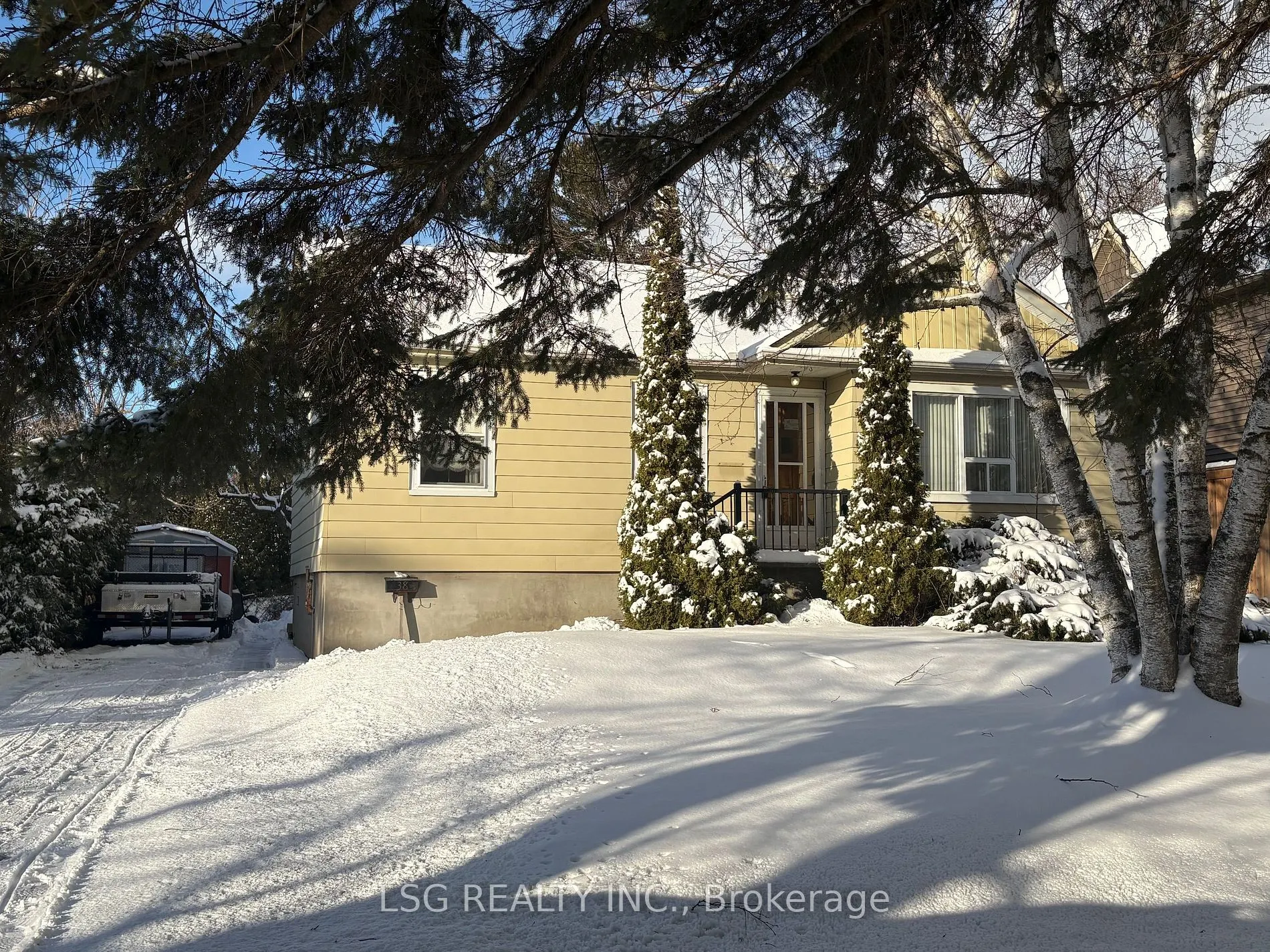 38 Darlington Boulevard