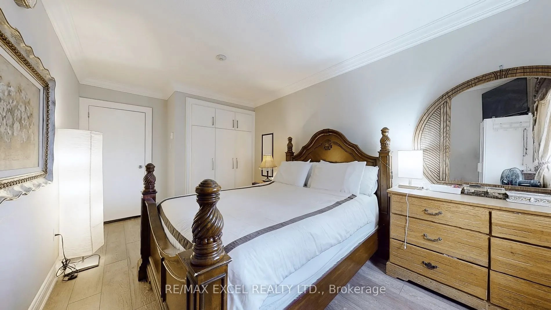 110 Ling Rd E, #17