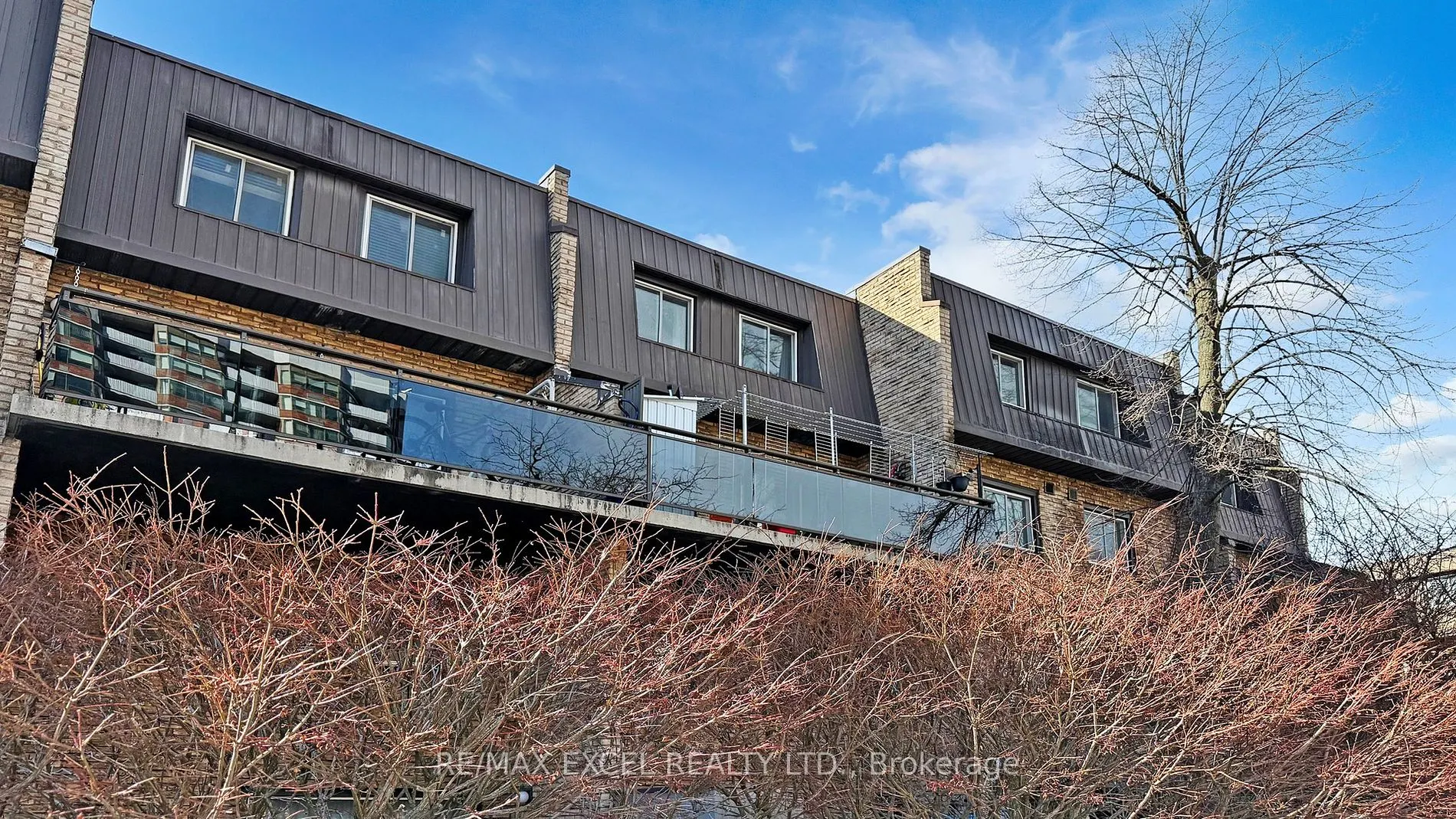 110 Ling Rd E, #17