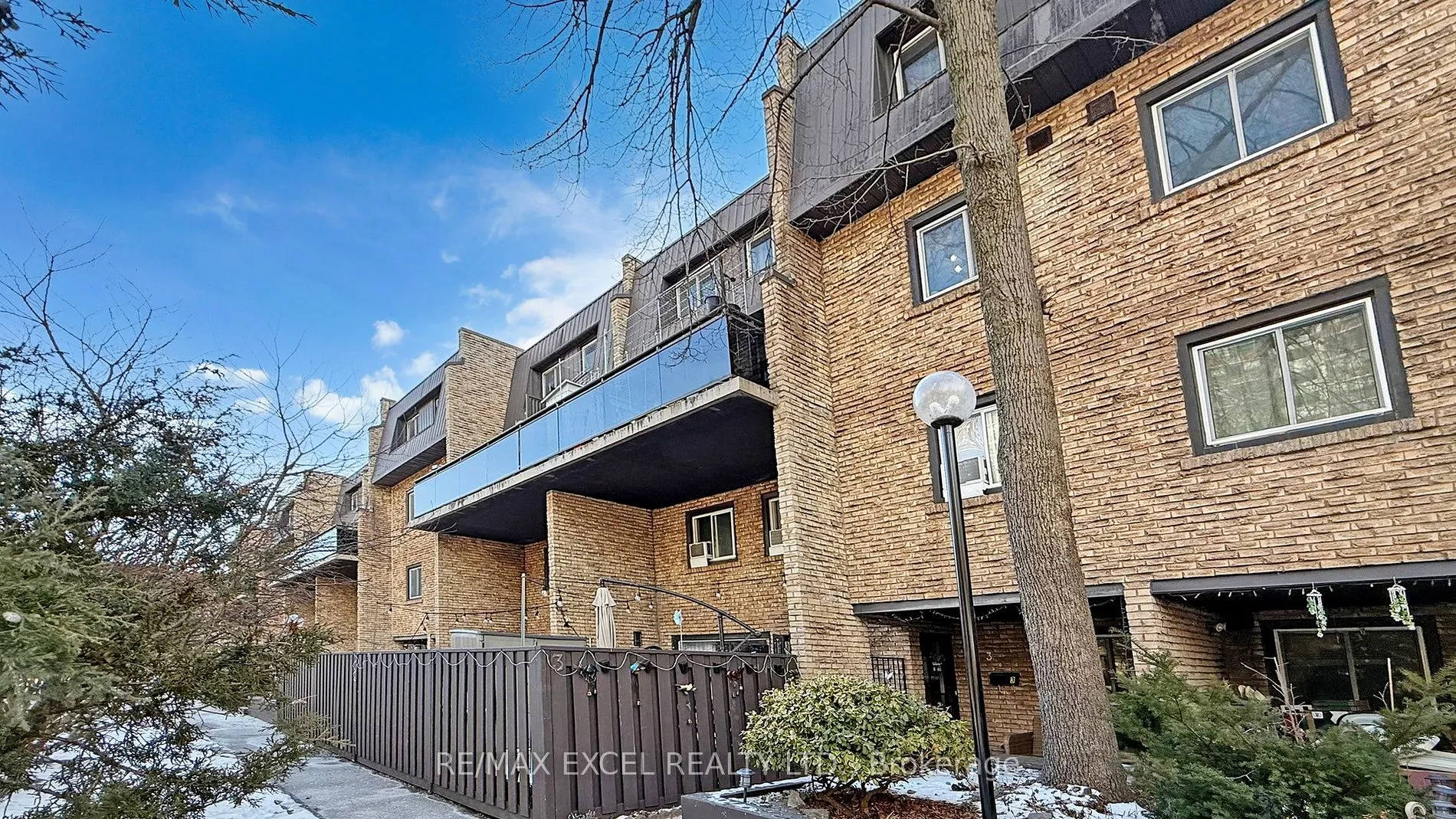 110 Ling Rd E, #17