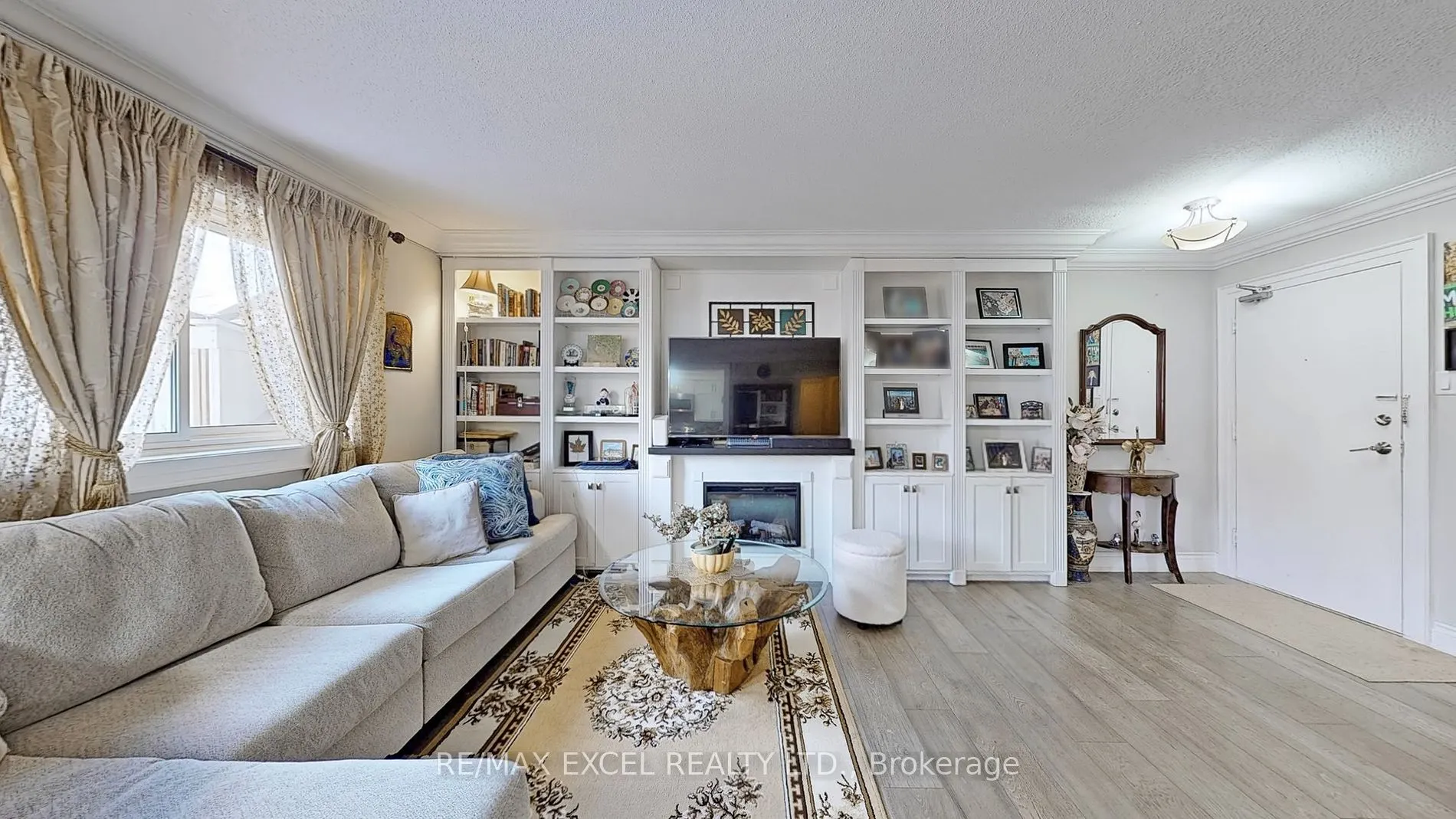 110 Ling Rd E, #17