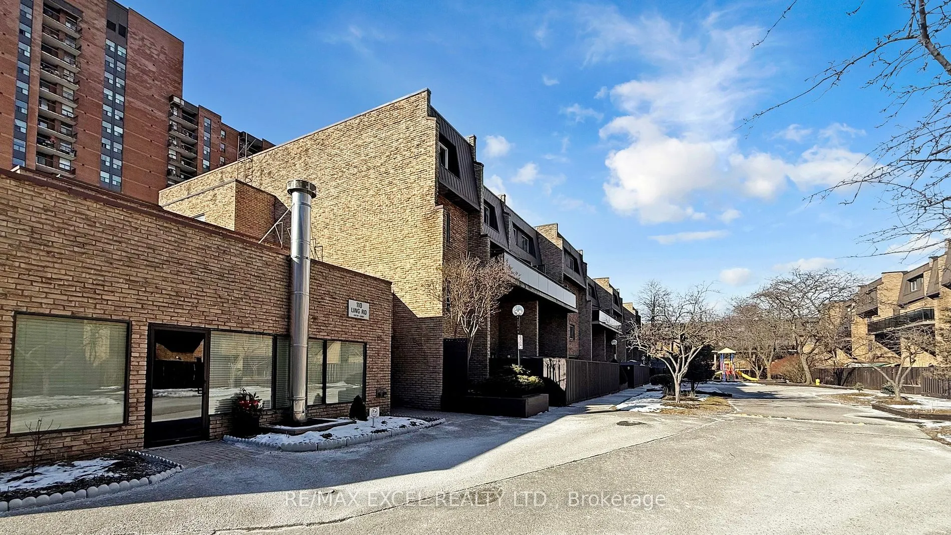 110 Ling Rd E, #17