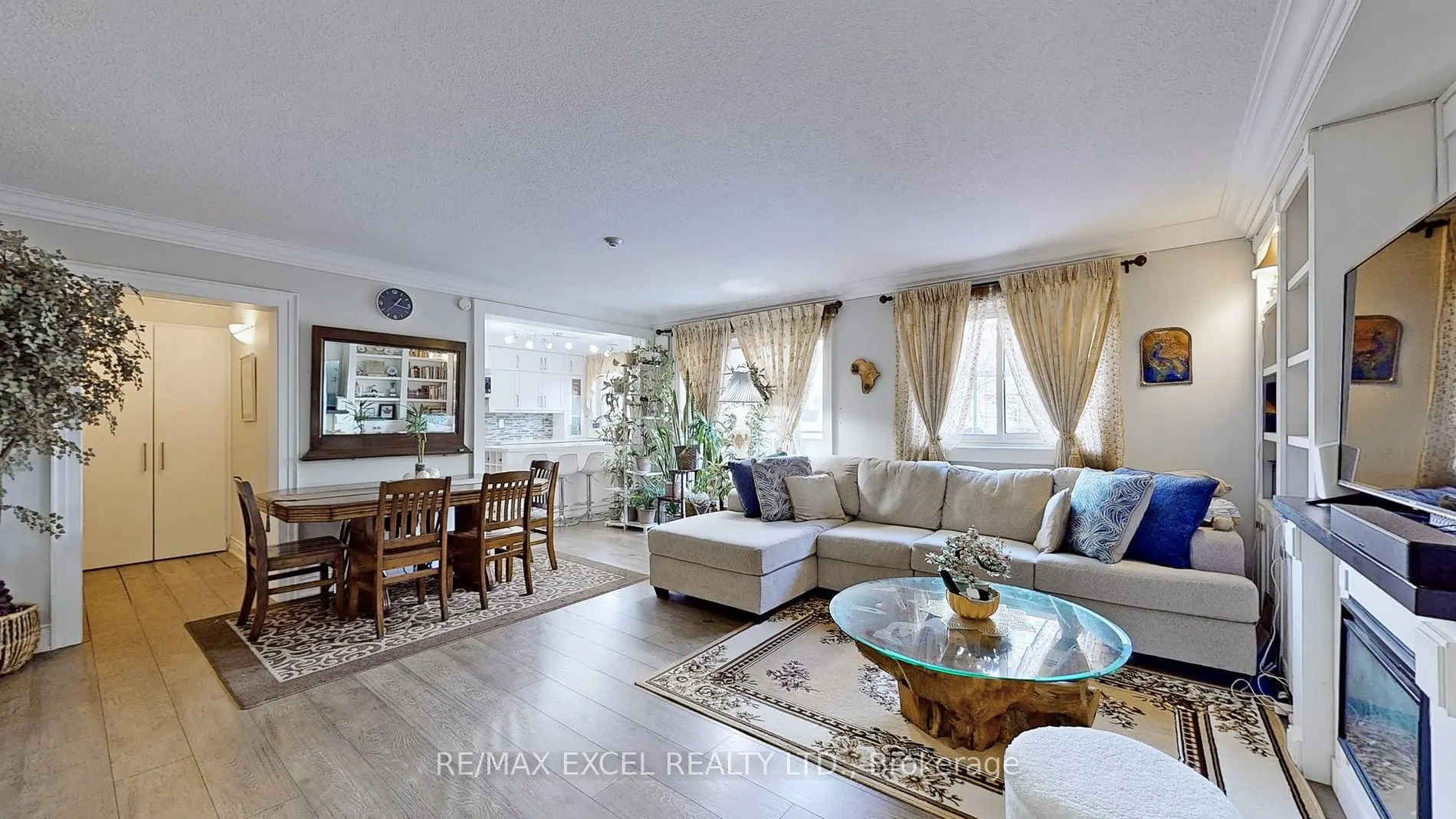 110 Ling Rd E, #17