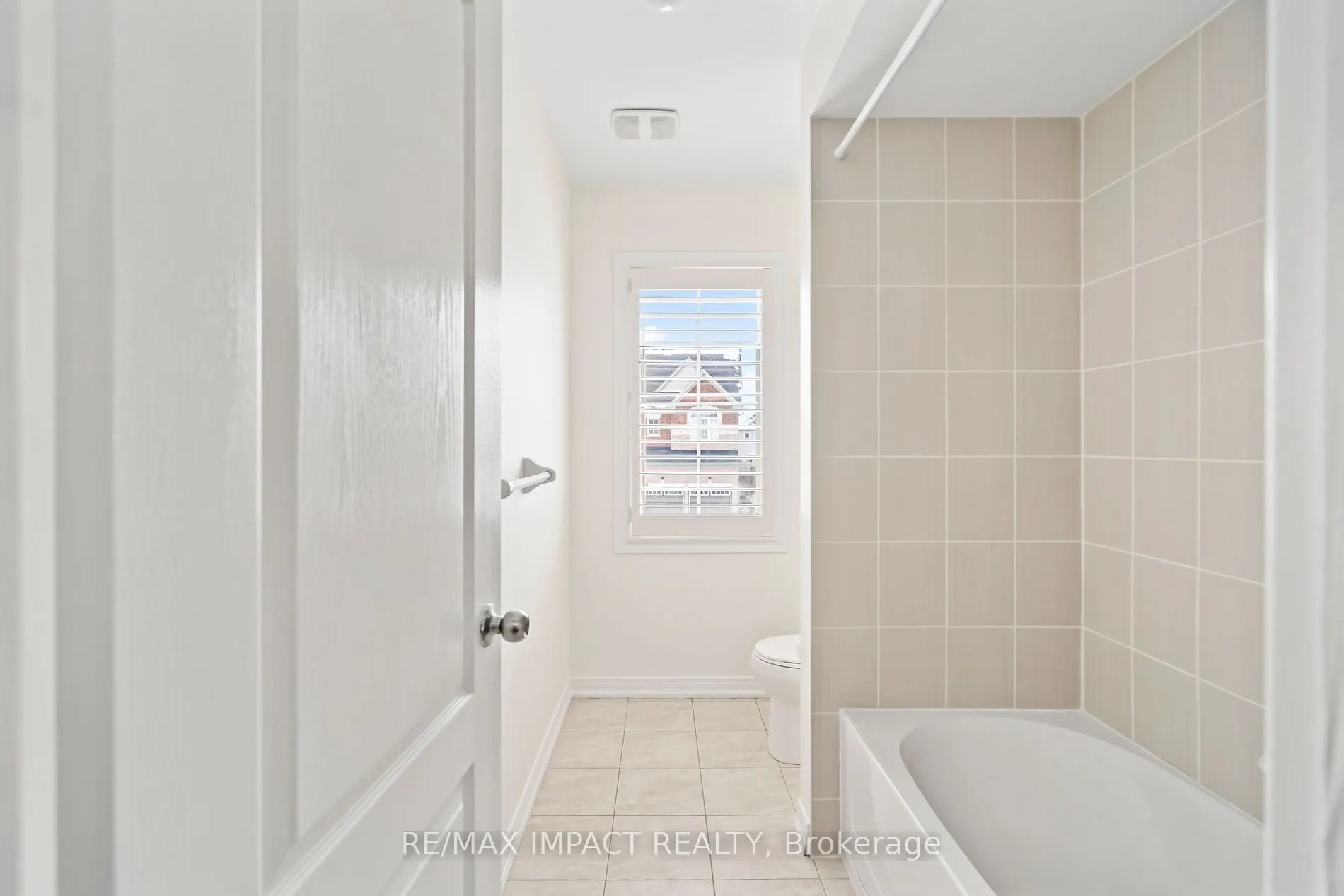 56 Bonathon Cres