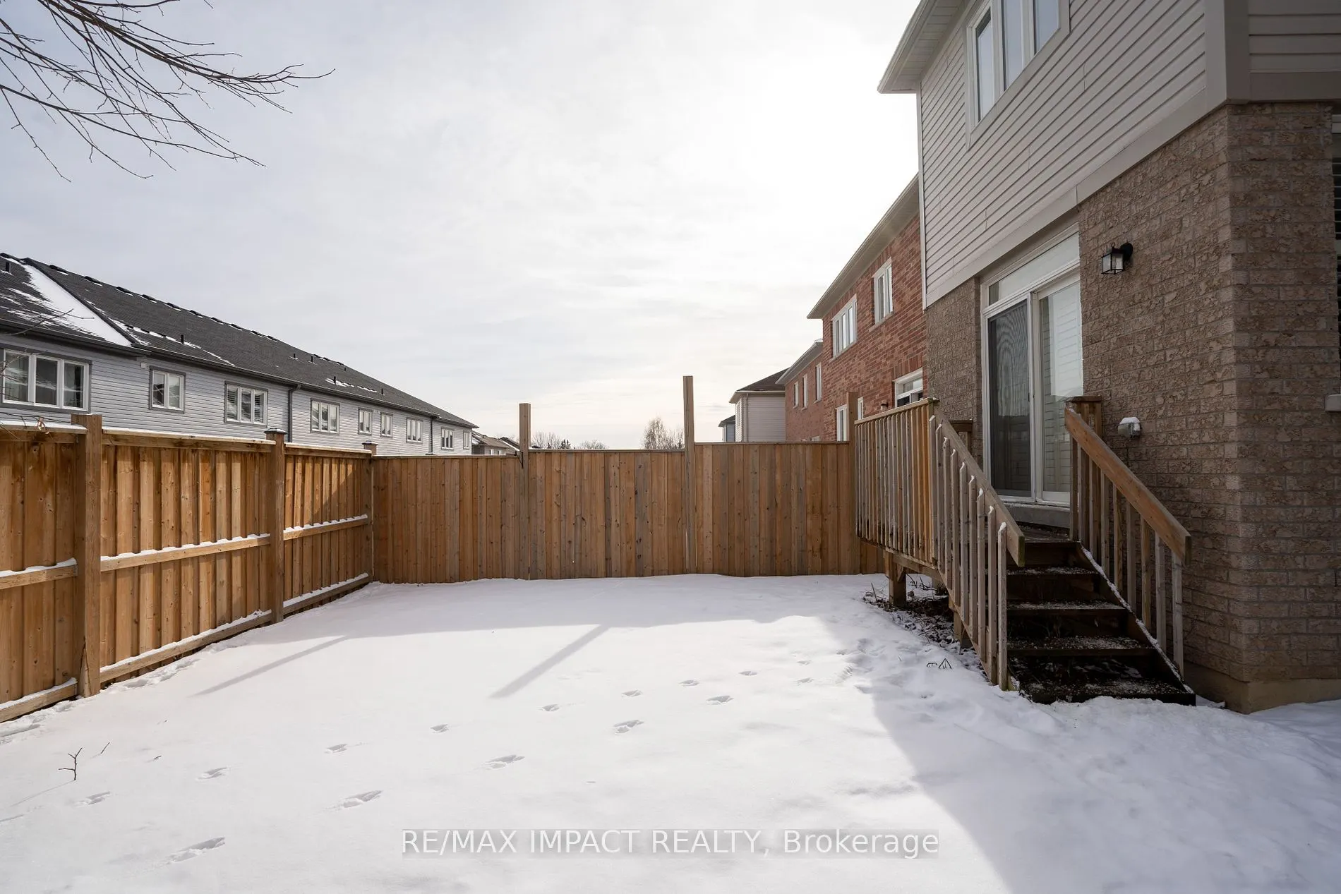 56 Bonathon Cres