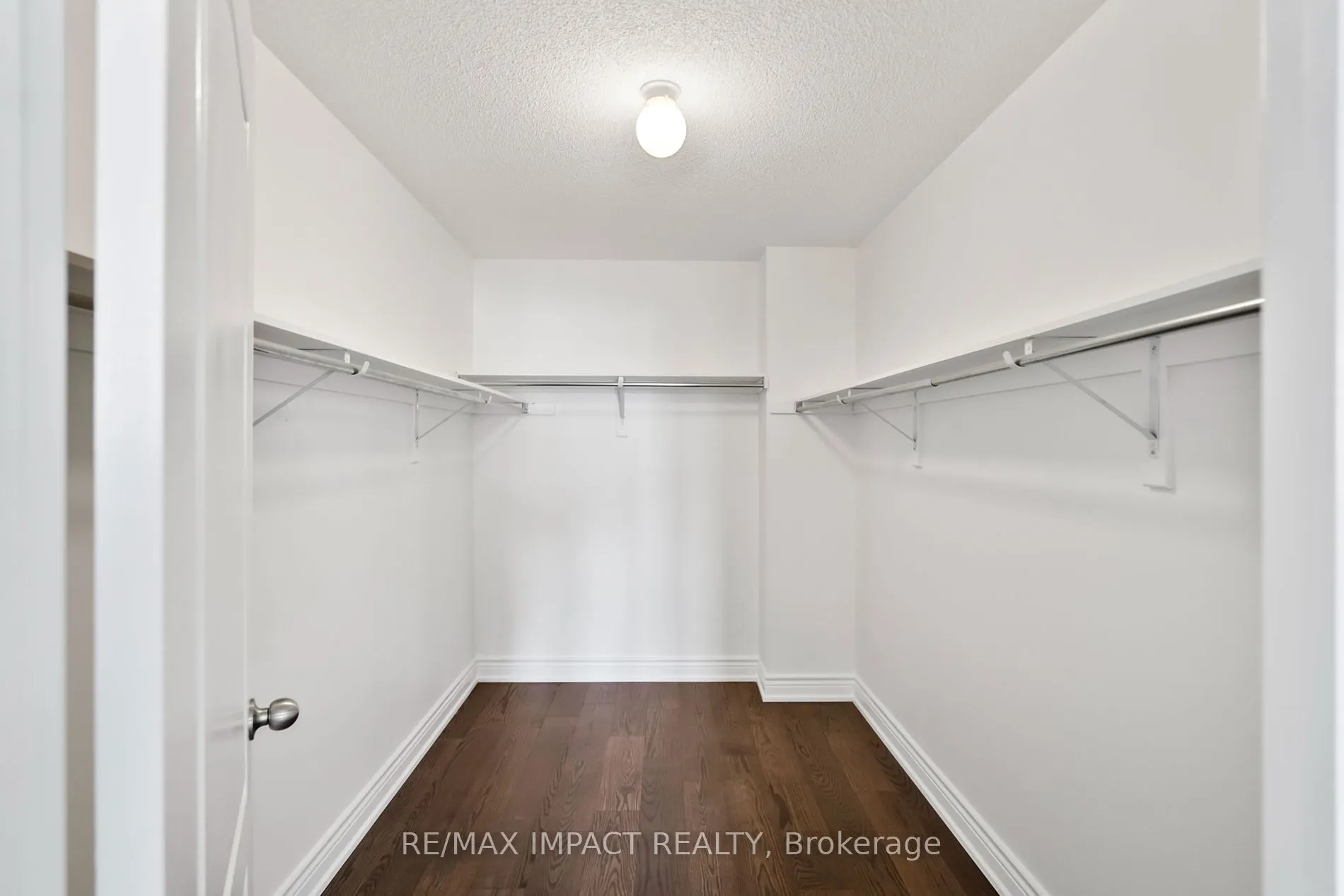 56 Bonathon Cres