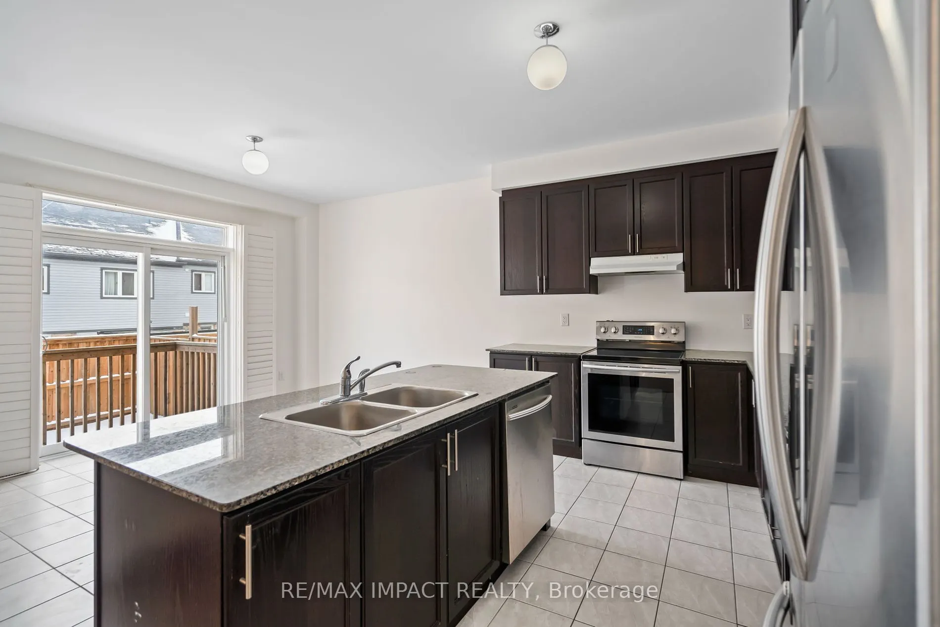 56 Bonathon Cres