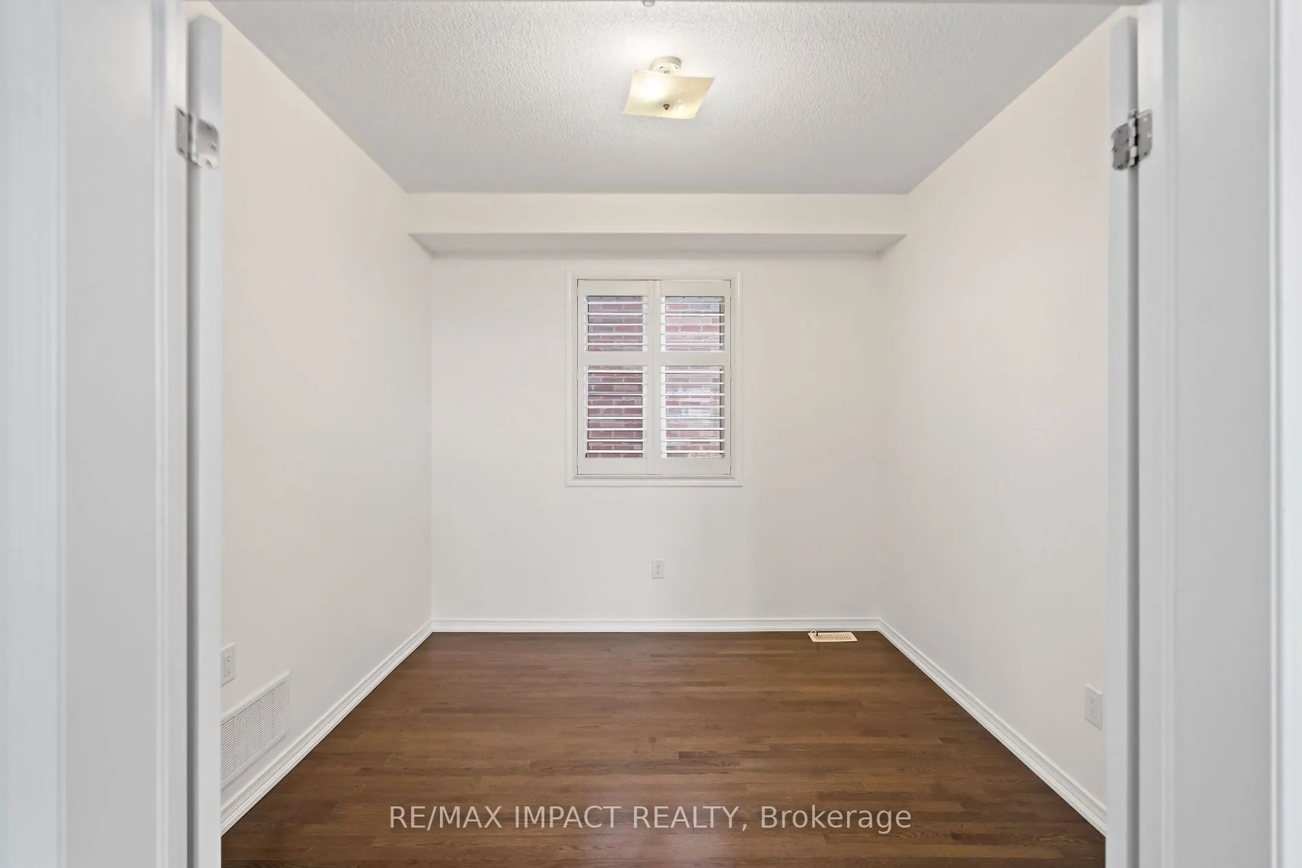 56 Bonathon Cres