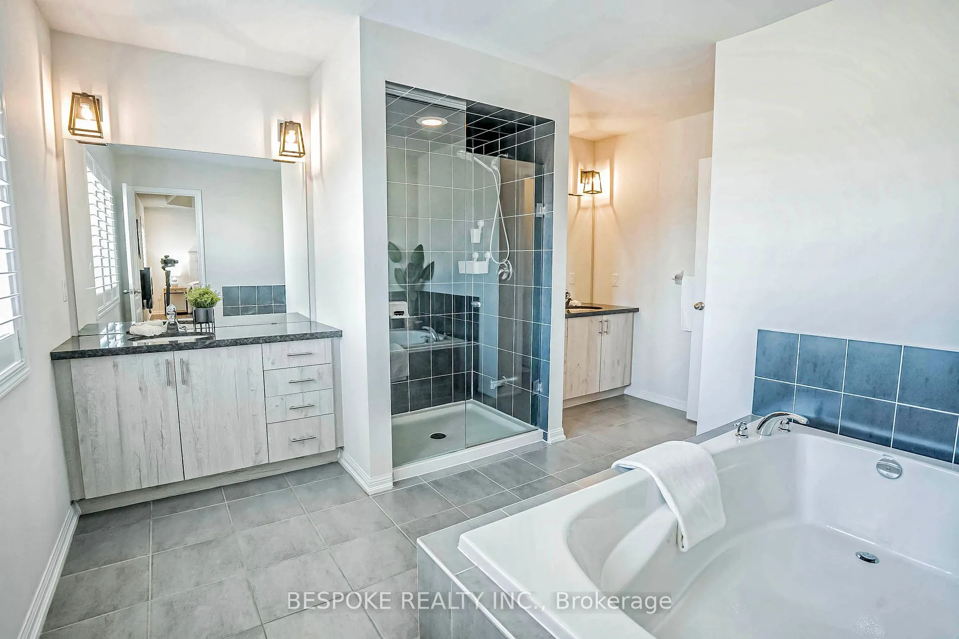 136 Hurst Dr