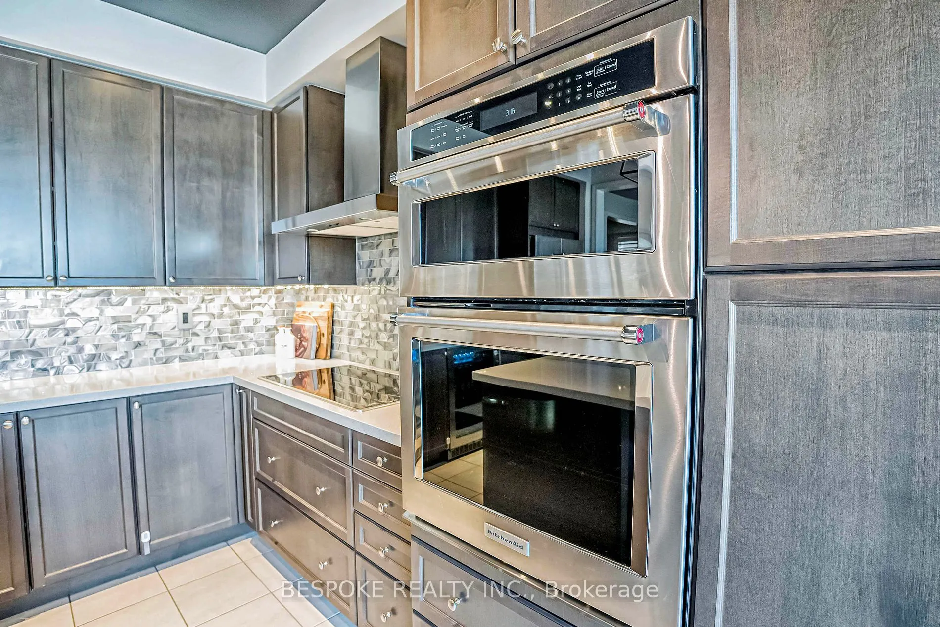 136 Hurst Dr