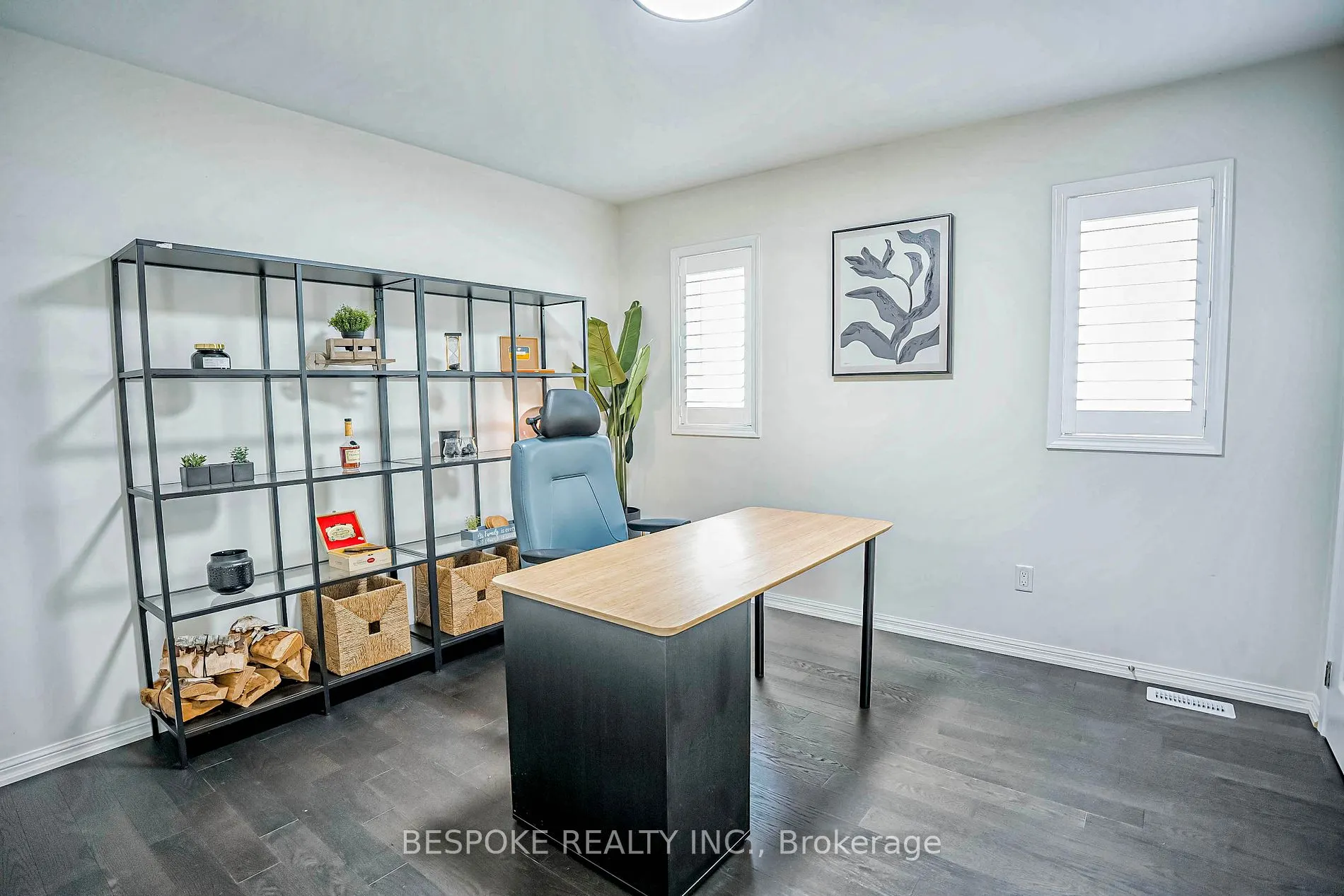 136 Hurst Dr