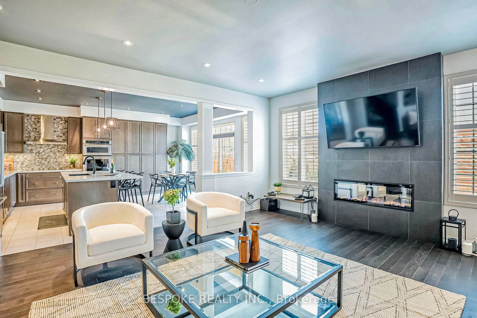 136 Hurst Dr