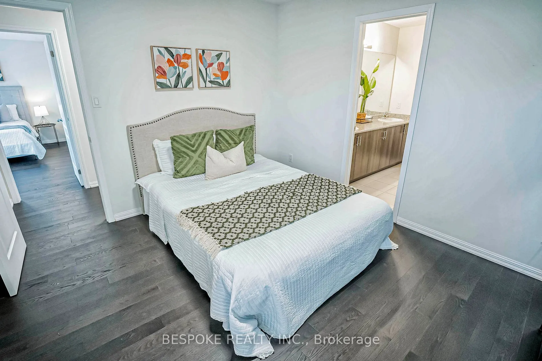 136 Hurst Dr