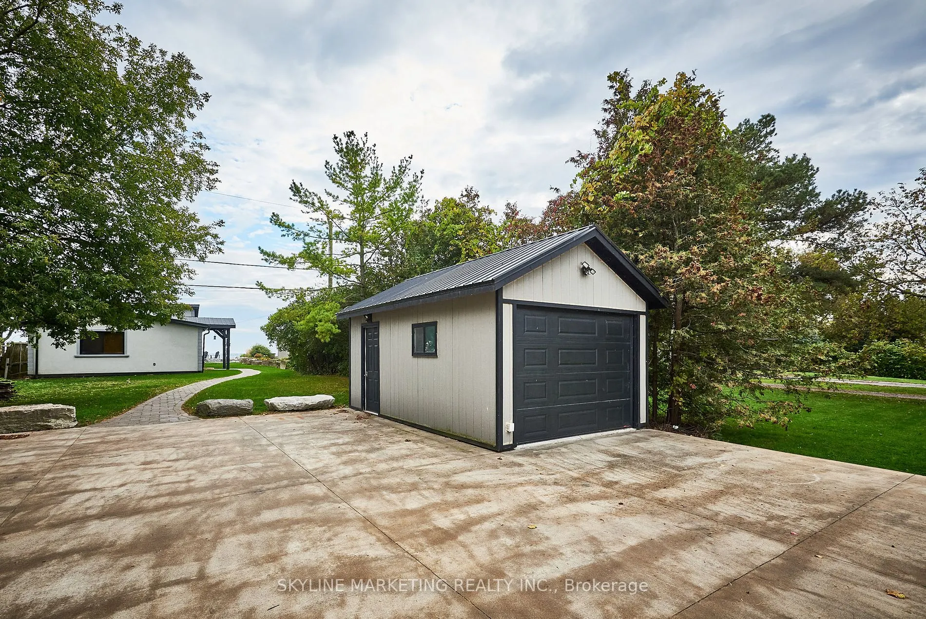 123 Cedar Crest Beach Rd