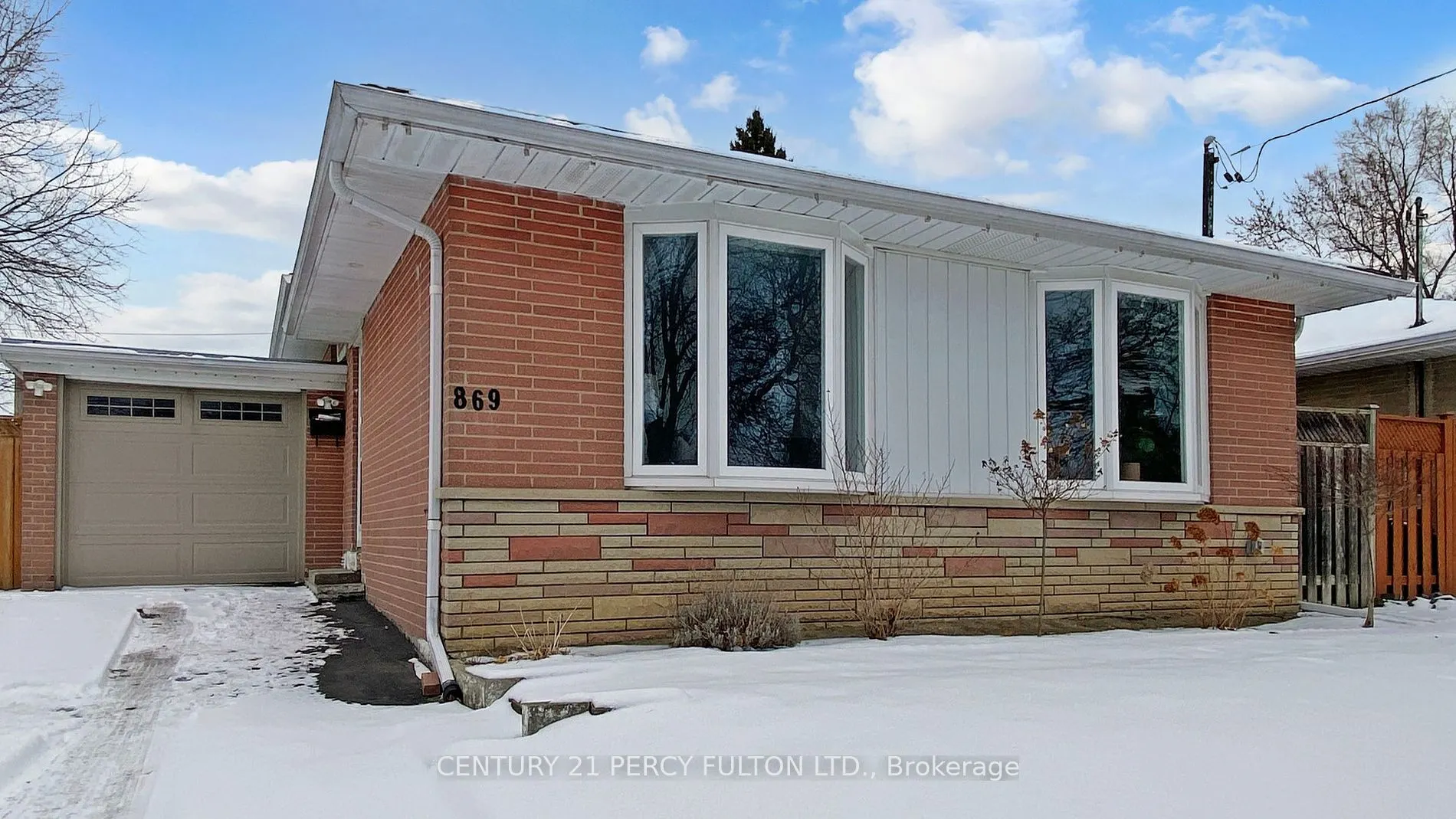 869 Scarborough Golf Club Rd