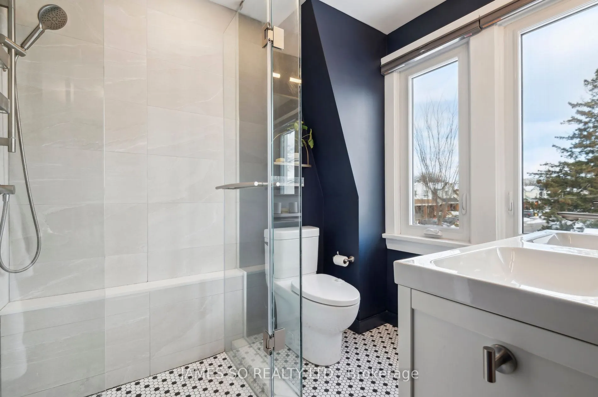 145 Glebemount Ave