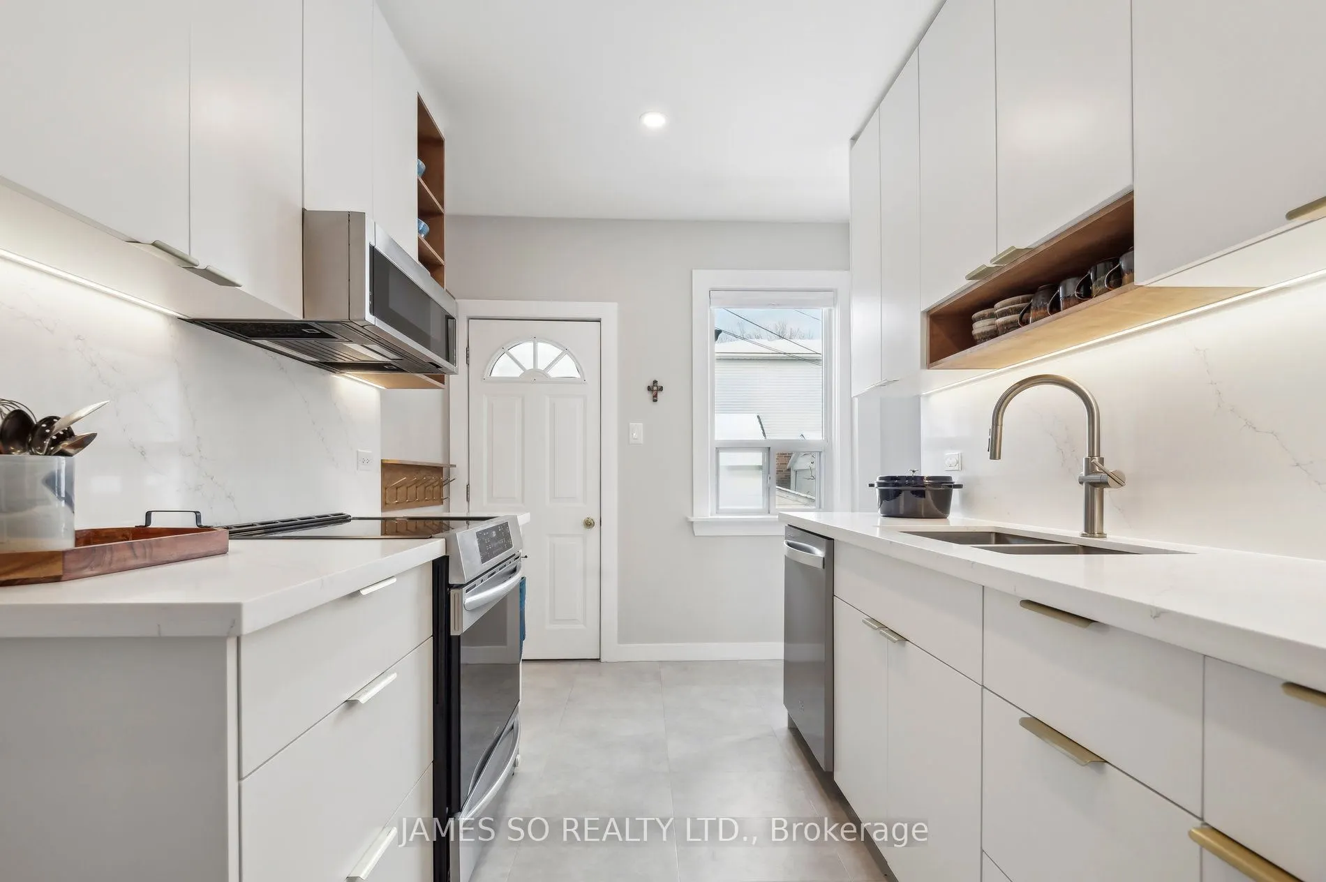 145 Glebemount Ave