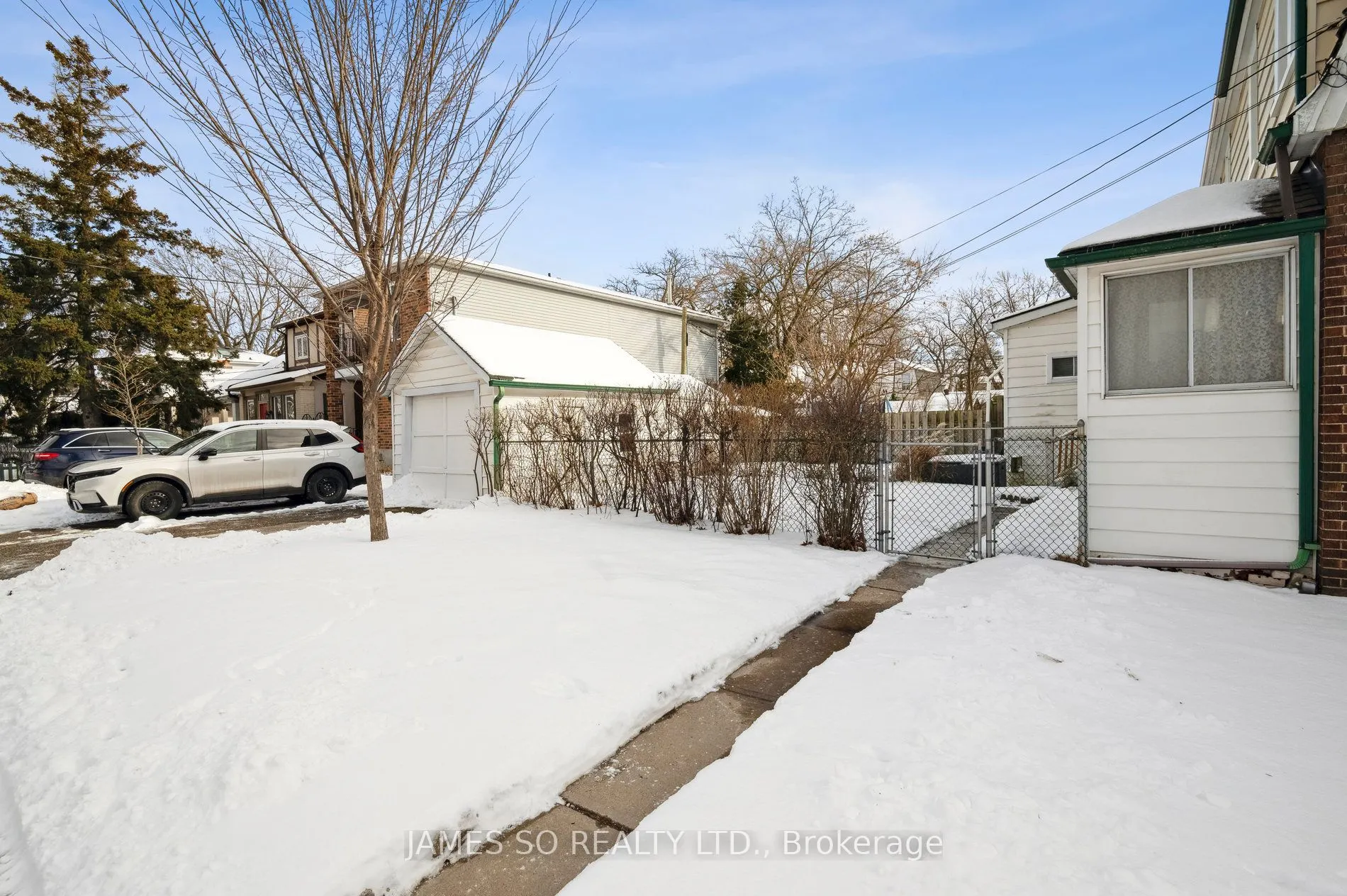 145 Glebemount Ave