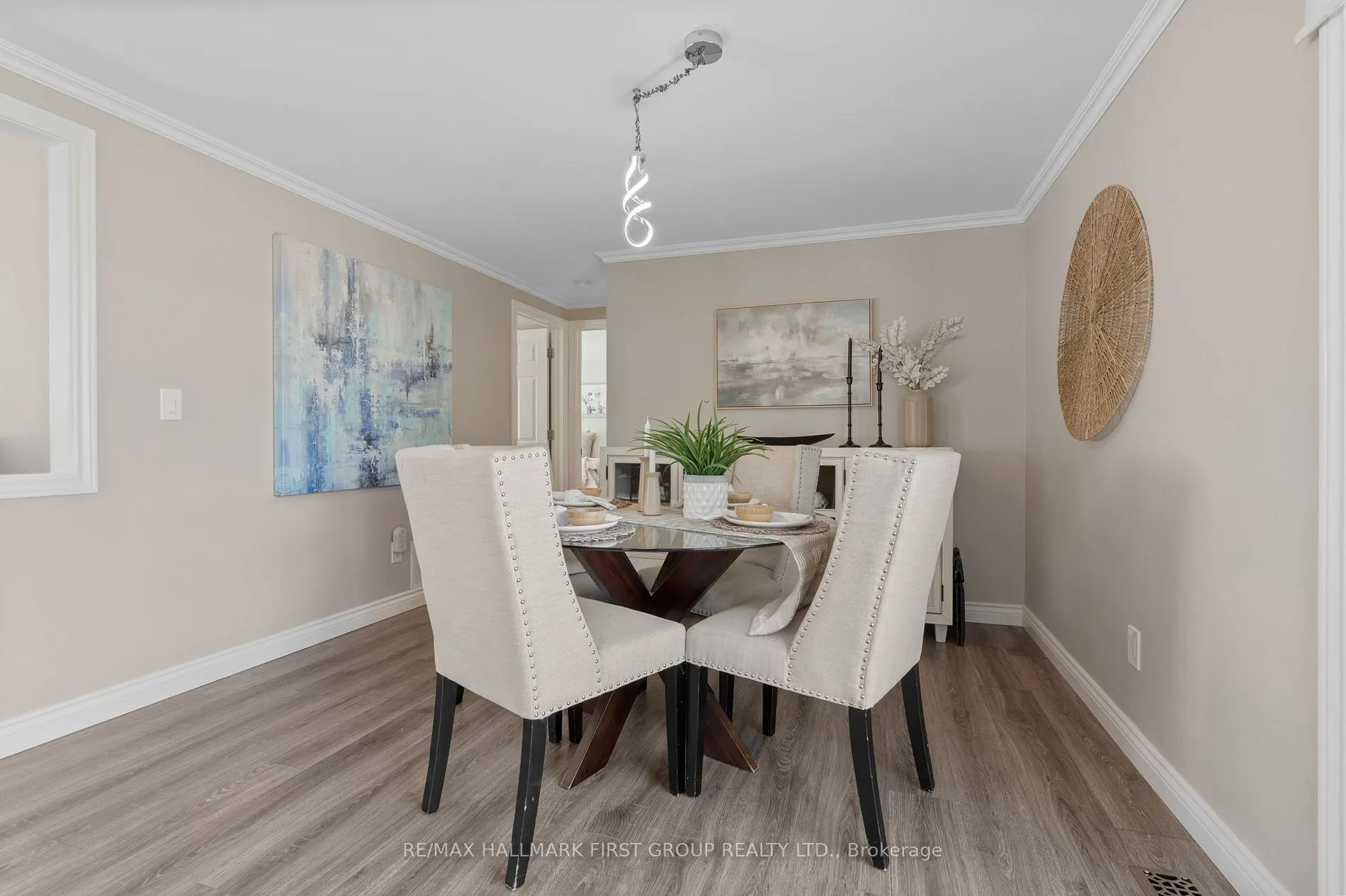 8 Kawartha Road