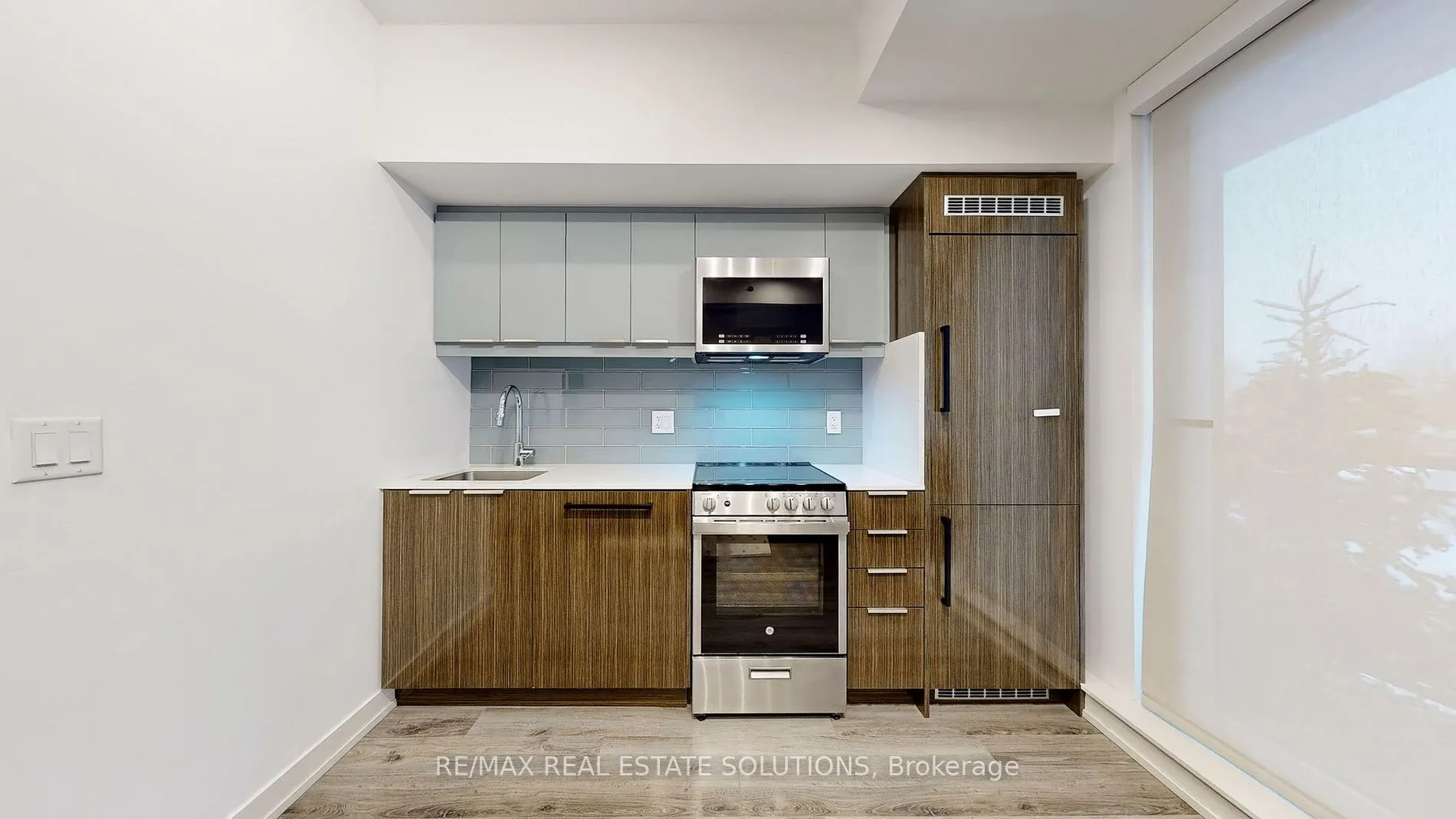 90 Glen Everest Rd, #407