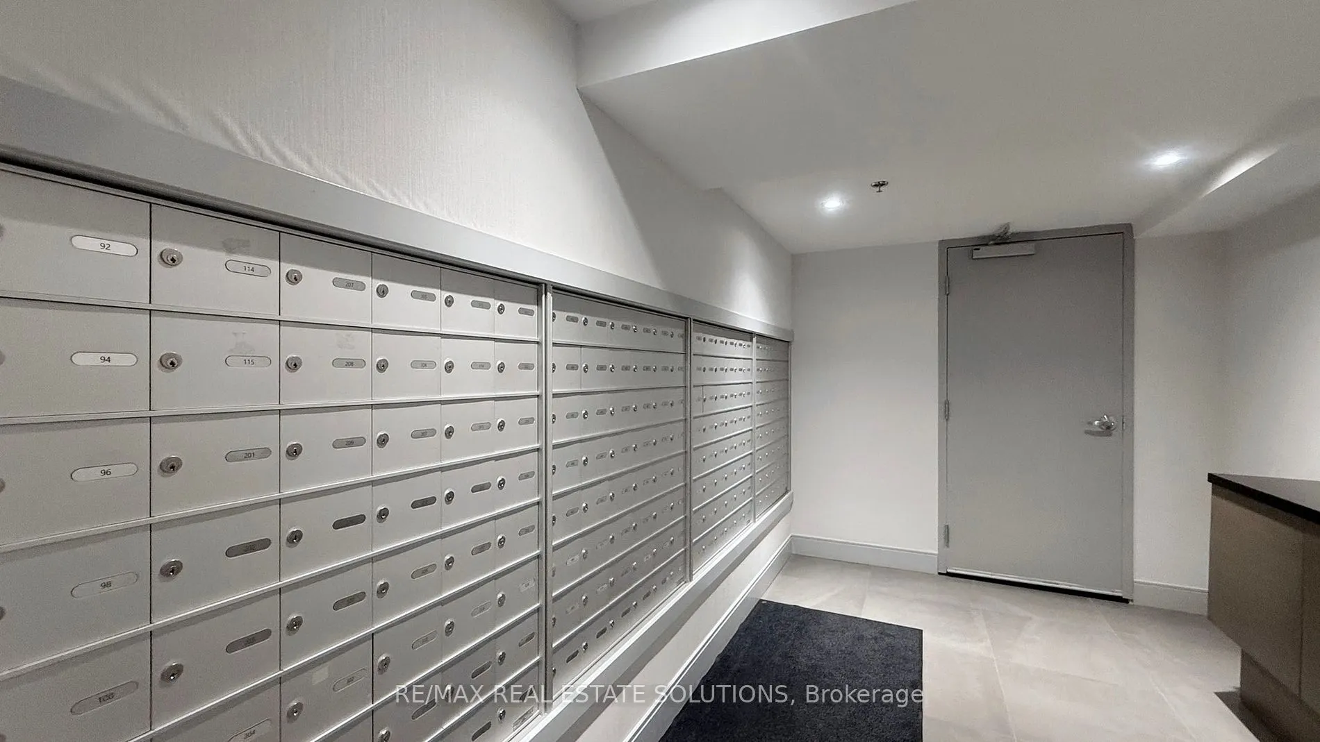 90 Glen Everest Rd, #407